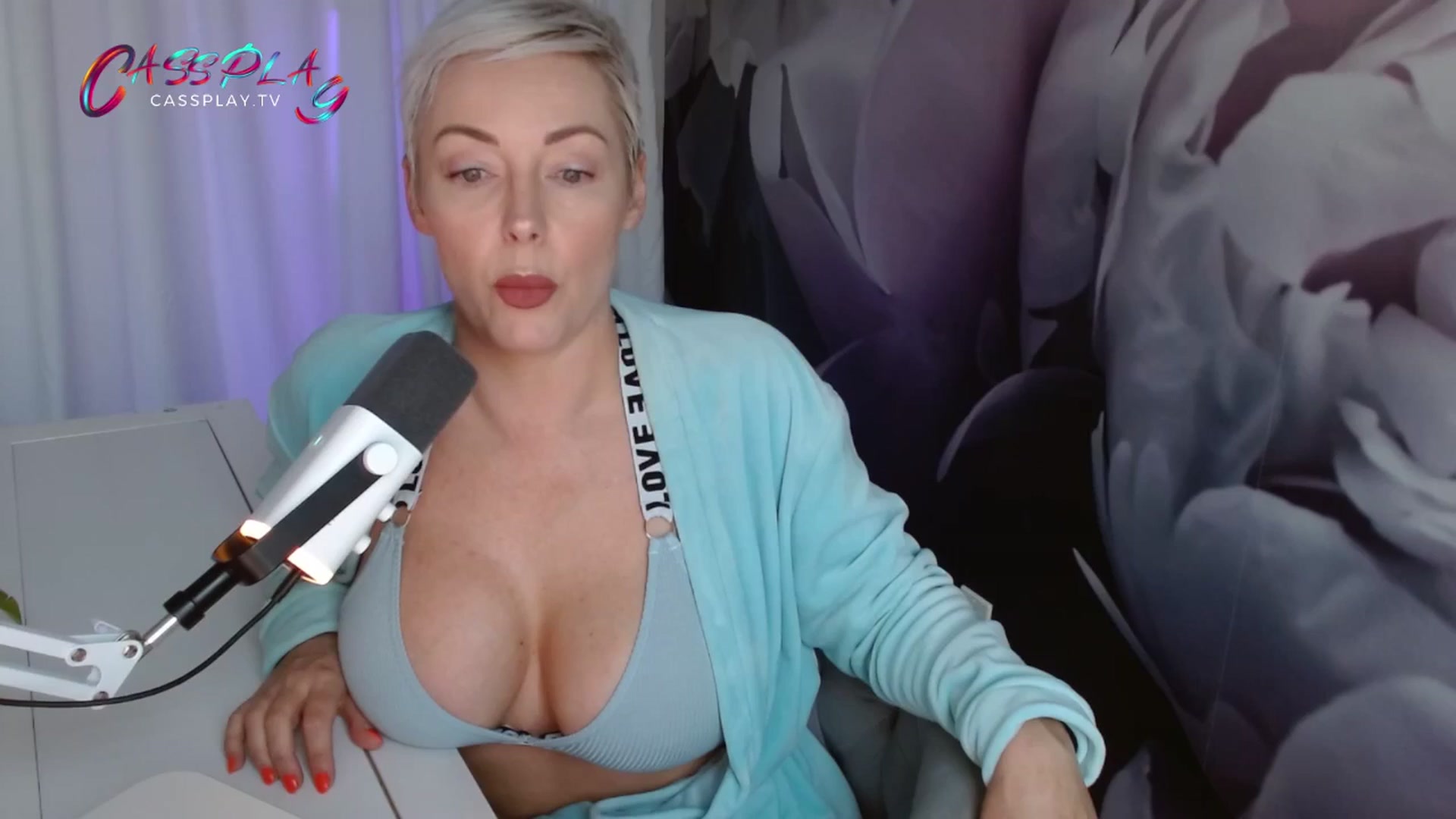 Gallery image thumbnail from Cassplay's myfreecams stream on, 06/02/2025, 23:58 image 19 of 20