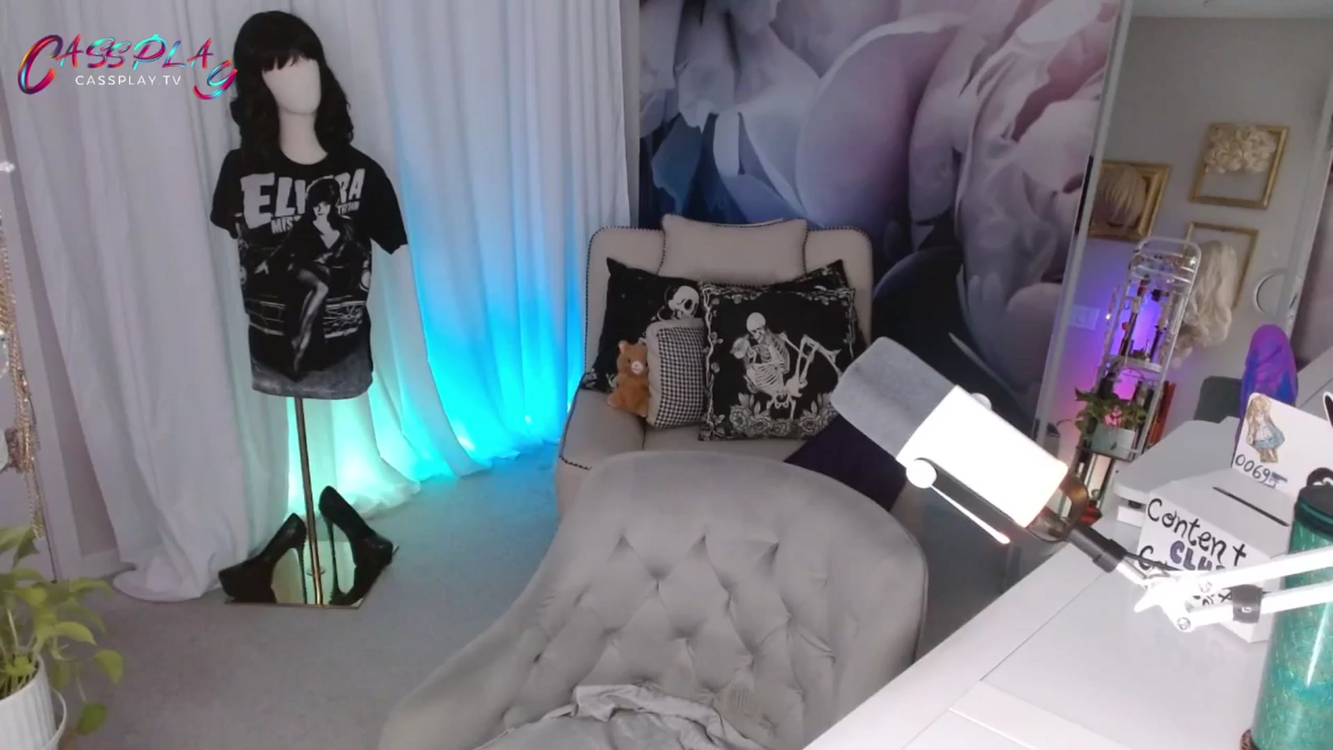 Gallery image thumbnail from Cassplay's myfreecams stream on, 06/08/2025, 18:51 image 2 of 20