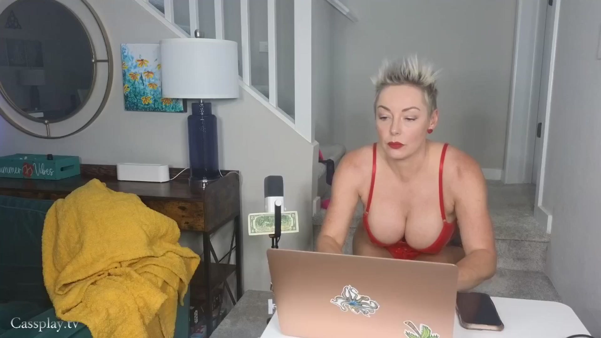 Gallery image thumbnail from Cassplay's myfreecams stream on, 07/01/2025, 01:10 image 13 of 20