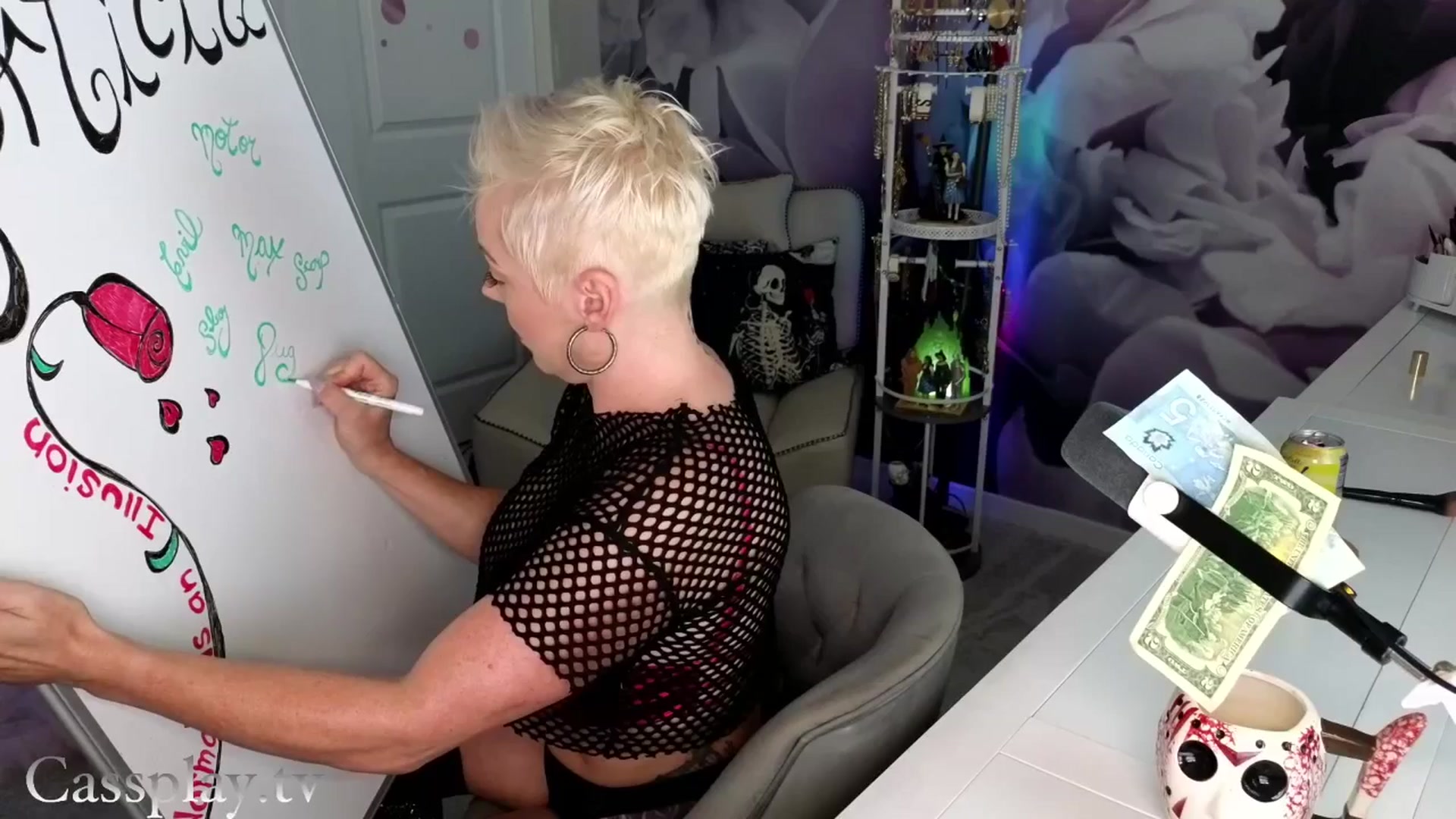 Gallery image thumbnail from Cassplay's myfreecams stream on, 07/25/2025, 24:41 image 16 of 20