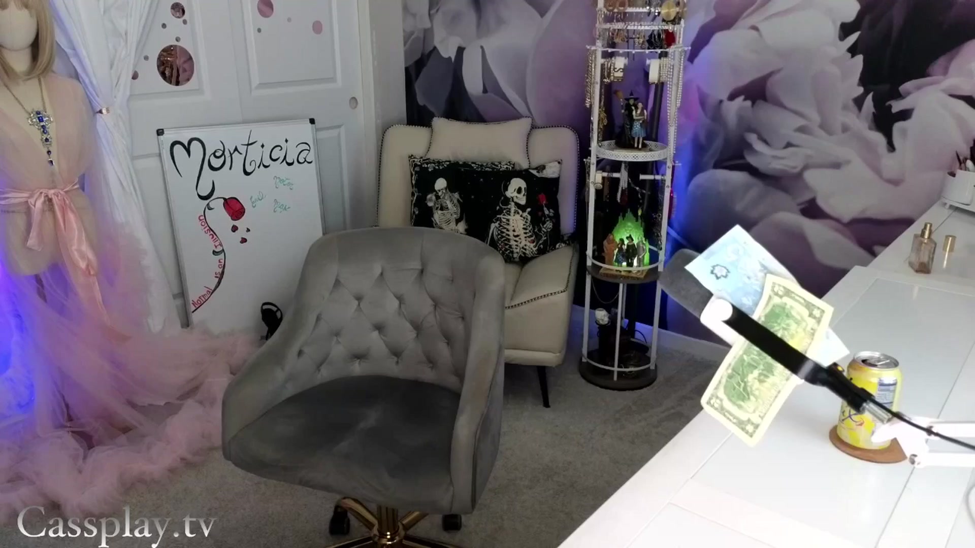 Gallery image thumbnail from Cassplay's myfreecams stream on, 07/25/2025, 24:41 image 6 of 20