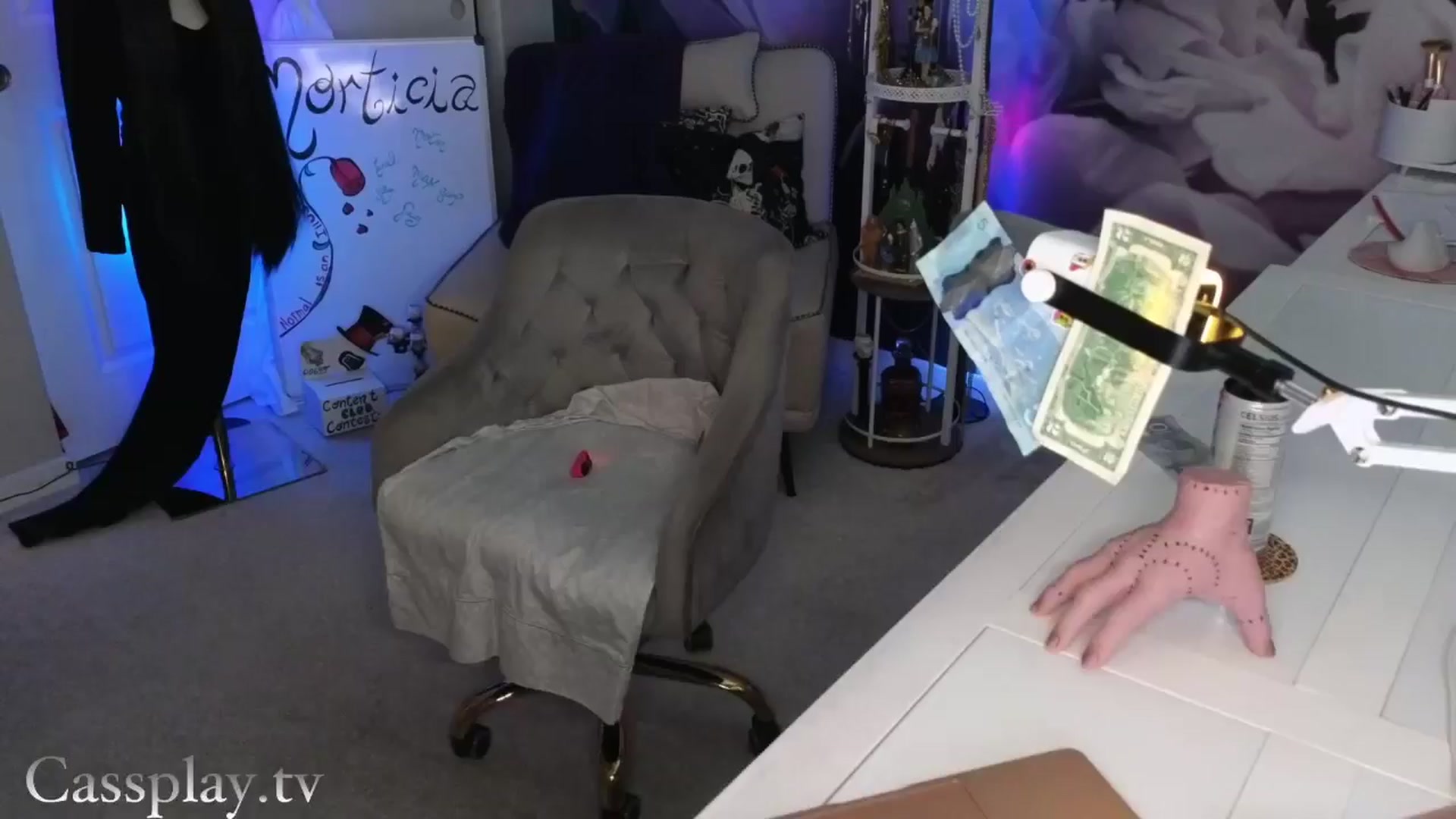 Gallery image thumbnail from Cassplay's myfreecams stream on, 08/01/2025, 24:54 image 14 of 20