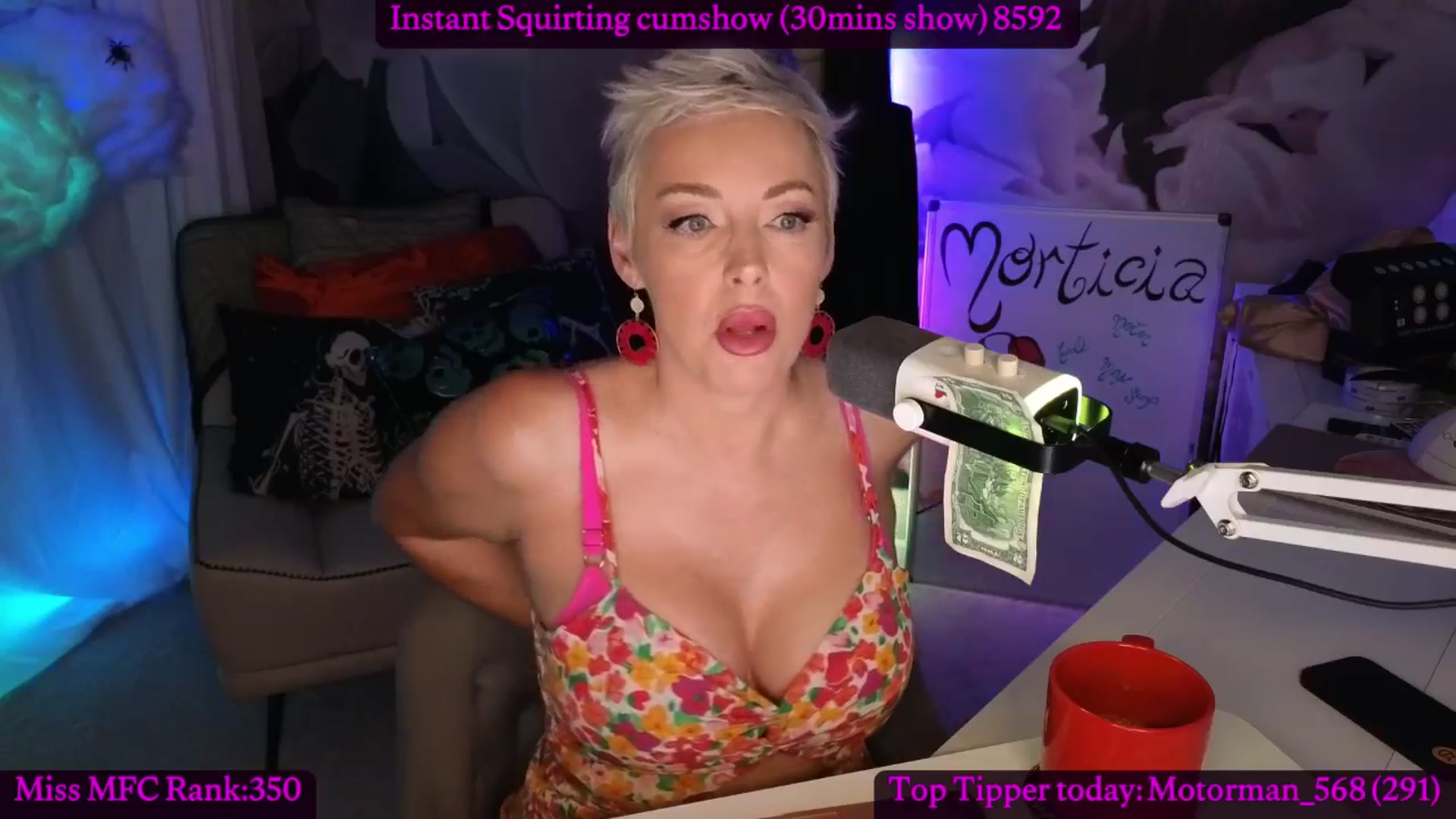 Gallery image thumbnail from Cassplay's myfreecams stream on, 09/04/2025, 23:17 image 8 of 20