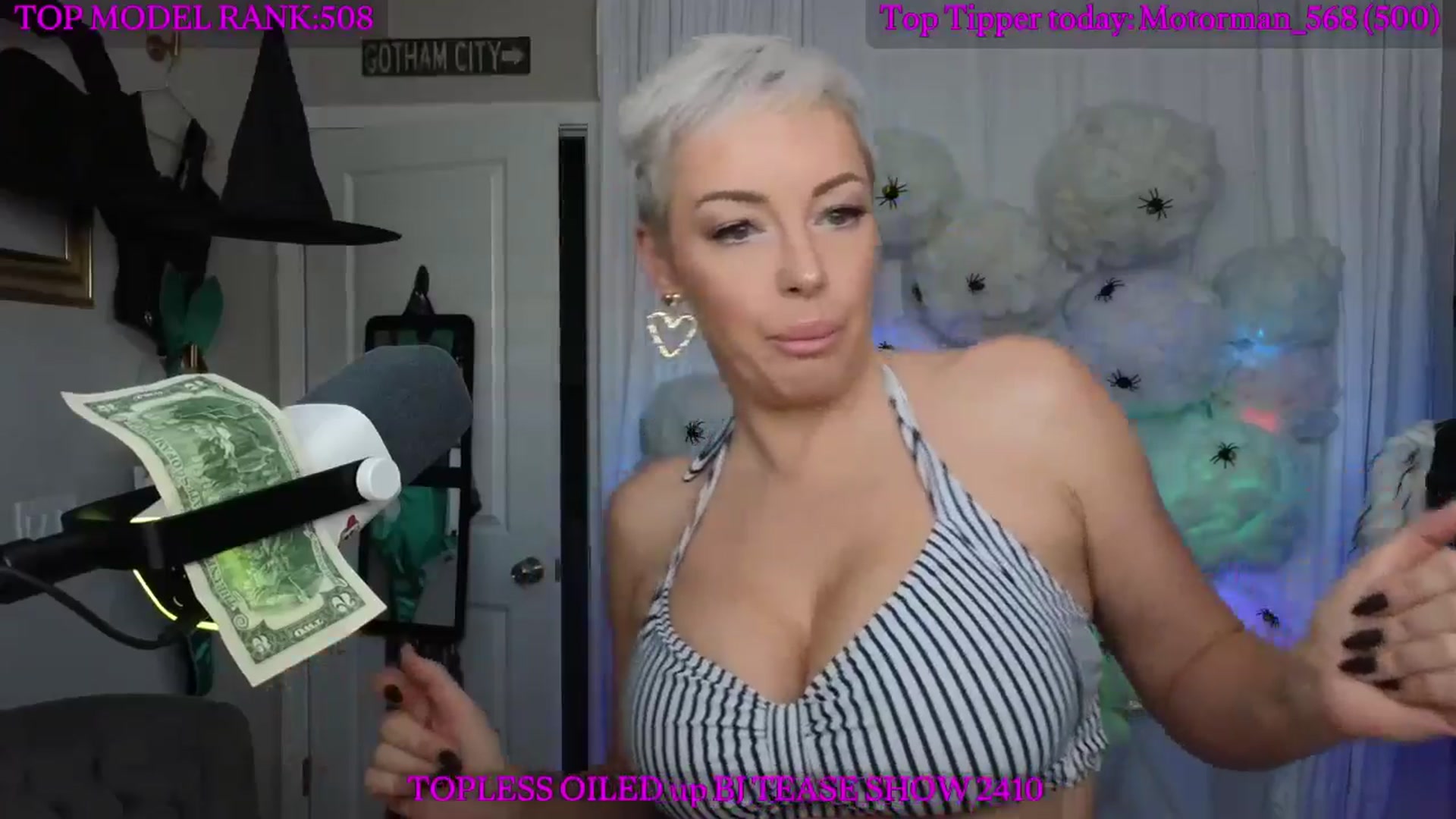 Gallery image thumbnail from Cassplay's myfreecams stream on, 09/12/2025, 23:18 image 17 of 20