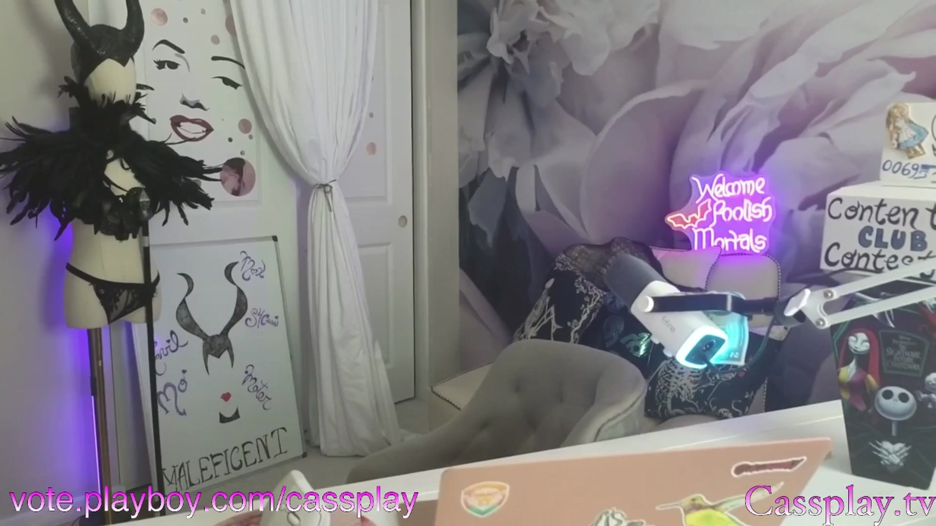 Gallery image thumbnail from Cassplay's myfreecams stream on, 10/31/2025, 22:18 image 7 of 20