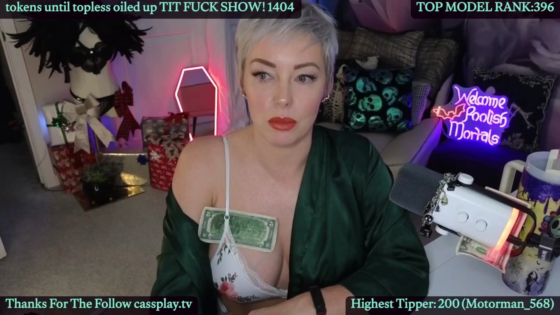 Gallery image thumbnail from Cassplay's myfreecams stream on, 12/03/2025, 22:59 image 16 of 20