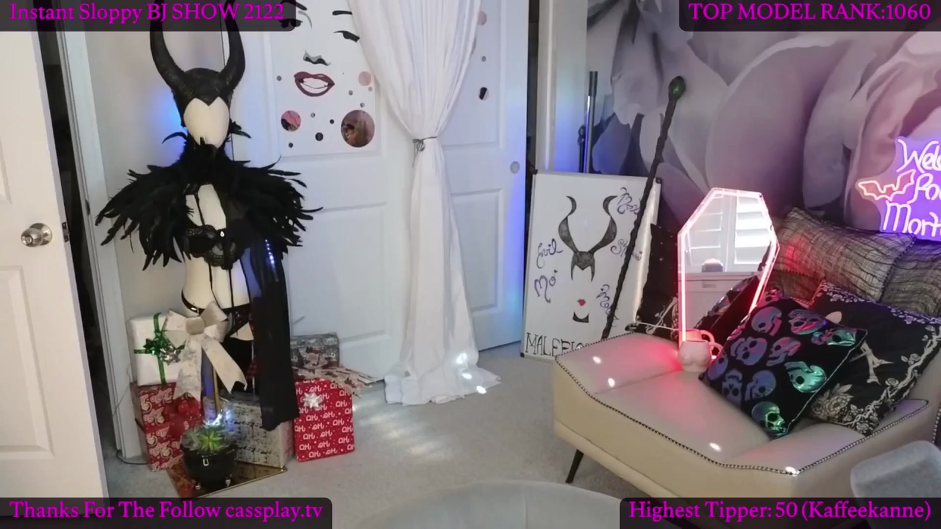 Gallery image thumbnail from Cassplay's myfreecams stream on, 12/07/2025, 19:55 image 18 of 20