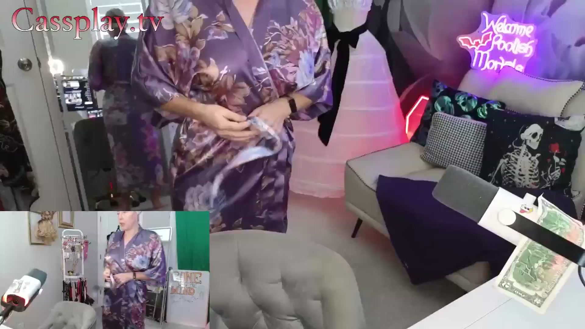 Gallery image thumbnail from Cassplay's myfreecams stream on, 01/13/2026, 22:39 image 1 of 20