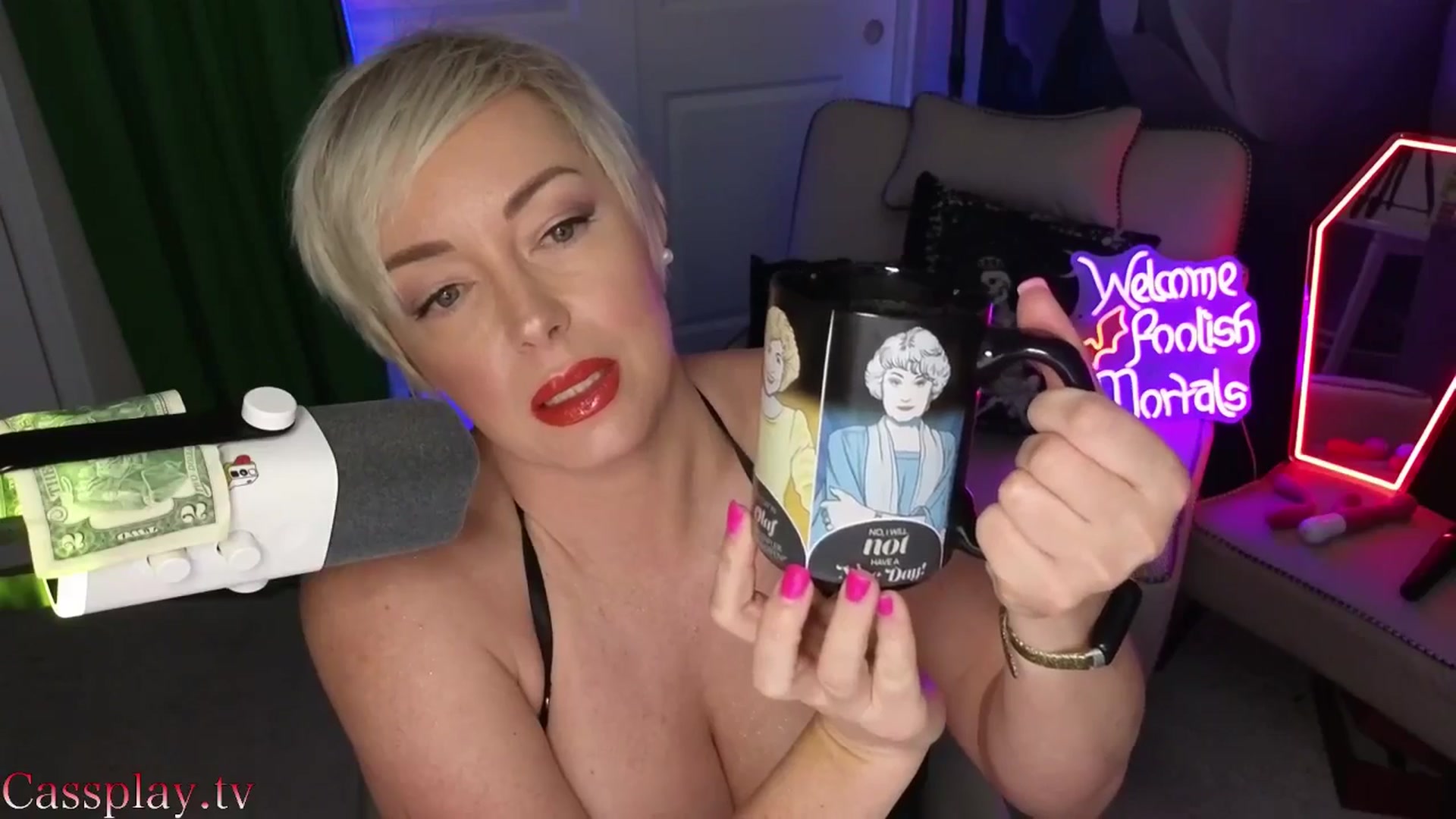 Gallery image thumbnail from Cassplay's myfreecams stream on, 03/19/2026, 21:37 image 17 of 20