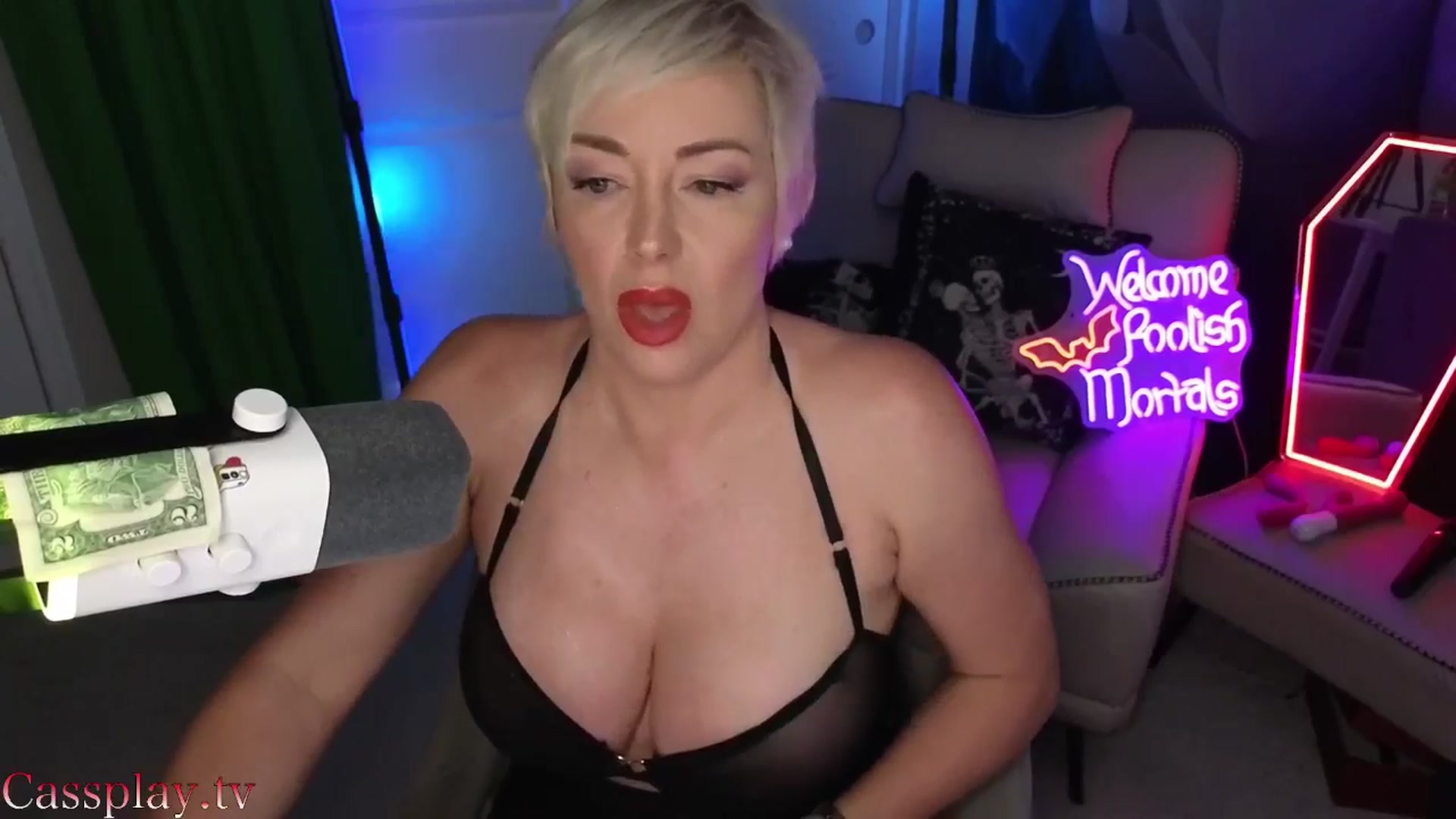 Gallery image thumbnail from Cassplay's myfreecams stream on, 03/19/2026, 21:37 image 19 of 20