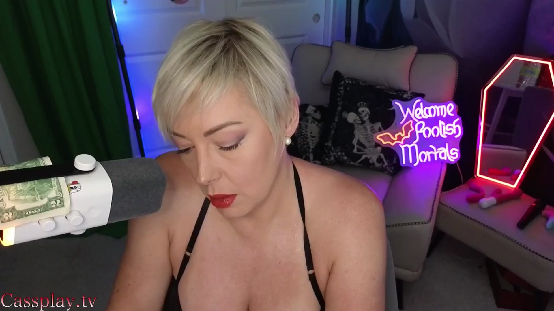 Gallery image thumbnail from Cassplay's myfreecams stream on, 03/19/2026, 21:37 image 1 of 20