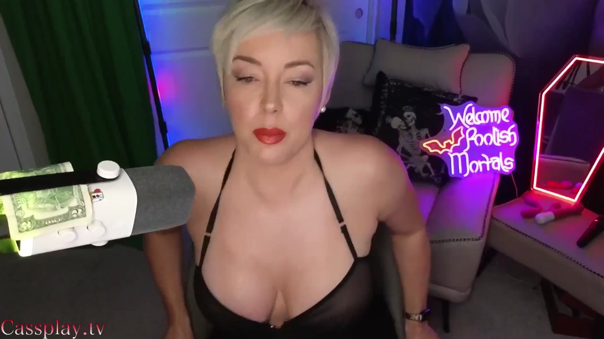 Gallery image thumbnail from Cassplay's myfreecams stream on, 03/19/2026, 21:37 image 16 of 20