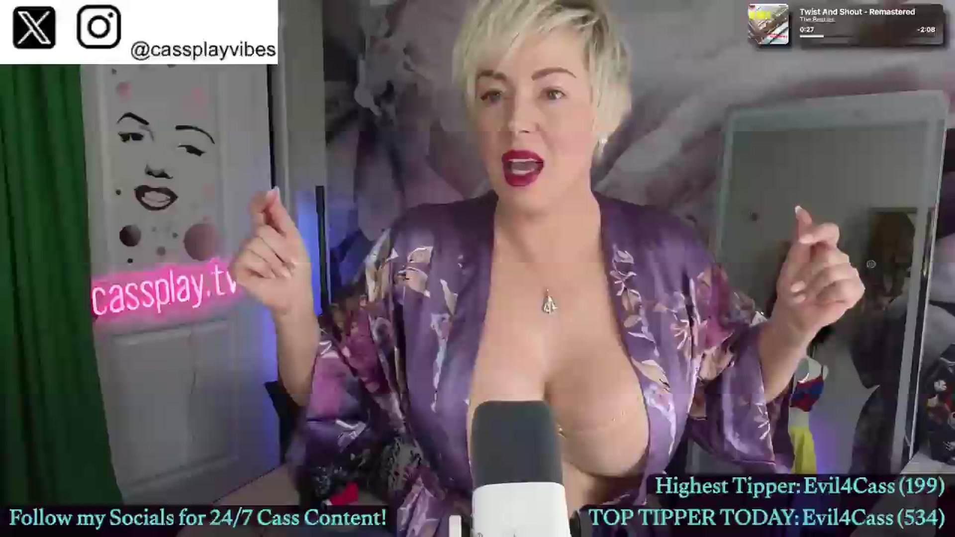 Gallery image thumbnail from Cassplay's myfreecams stream on, 05/03/2026, 18:24 image 15 of 20