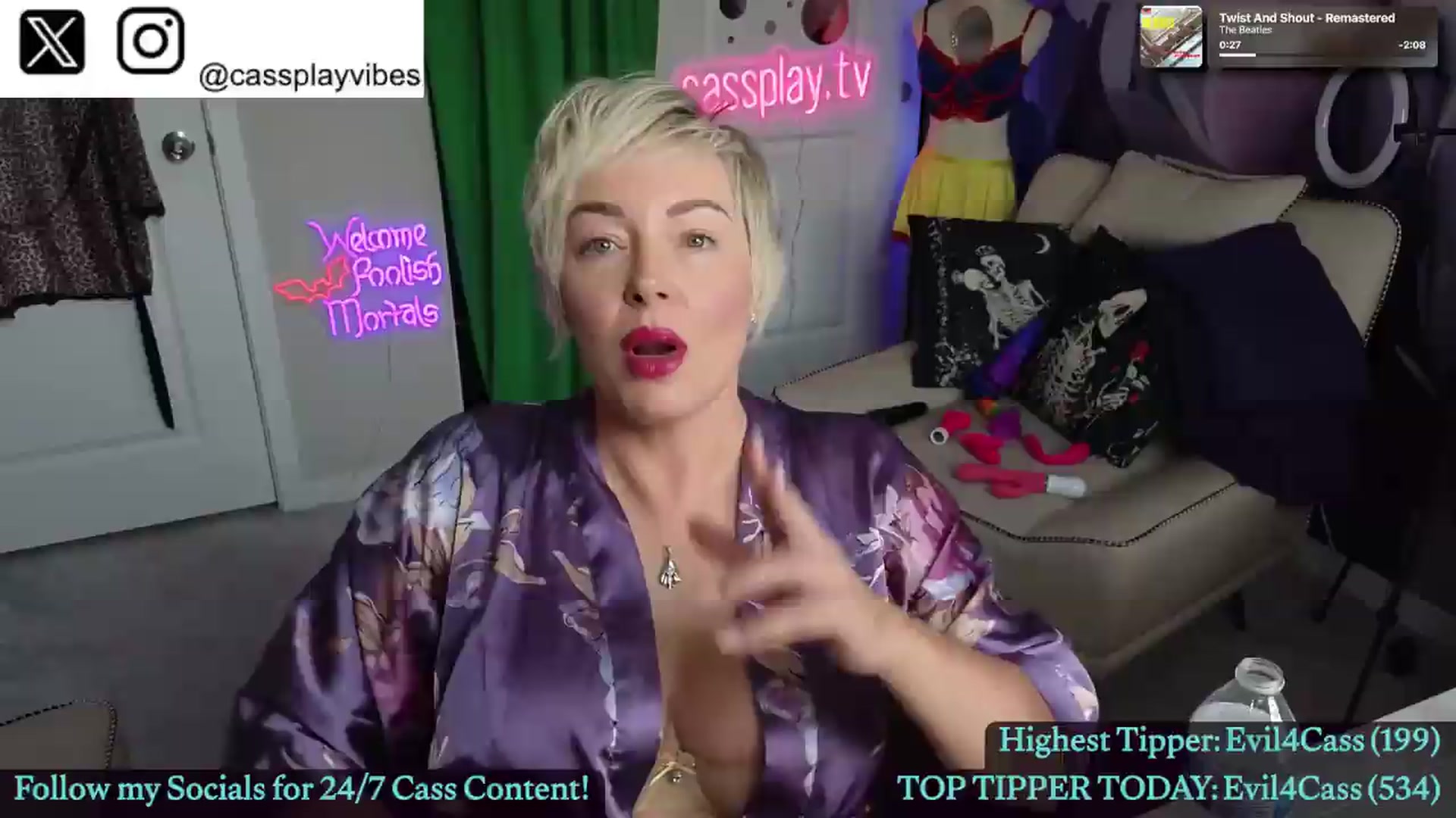 Gallery image thumbnail from Cassplay's myfreecams stream on, 05/03/2026, 18:24 image 17 of 20