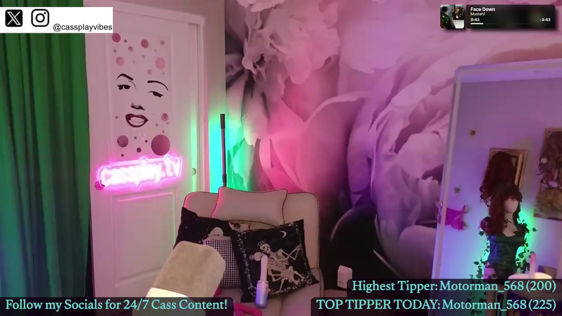 Gallery image thumbnail from Cassplay's myfreecams stream on, 05/10/2026, 19:03 image 9 of 20