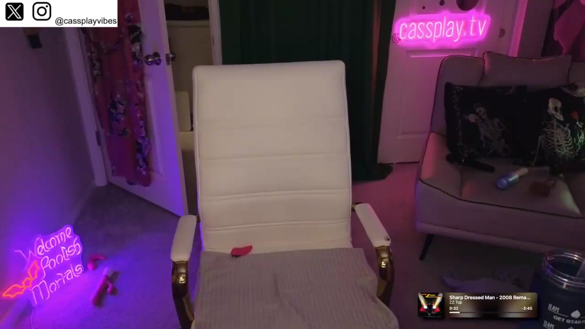 Gallery image thumbnail from Cassplay's myfreecams stream on, 06/13/2026, 19:51 image 9 of 20