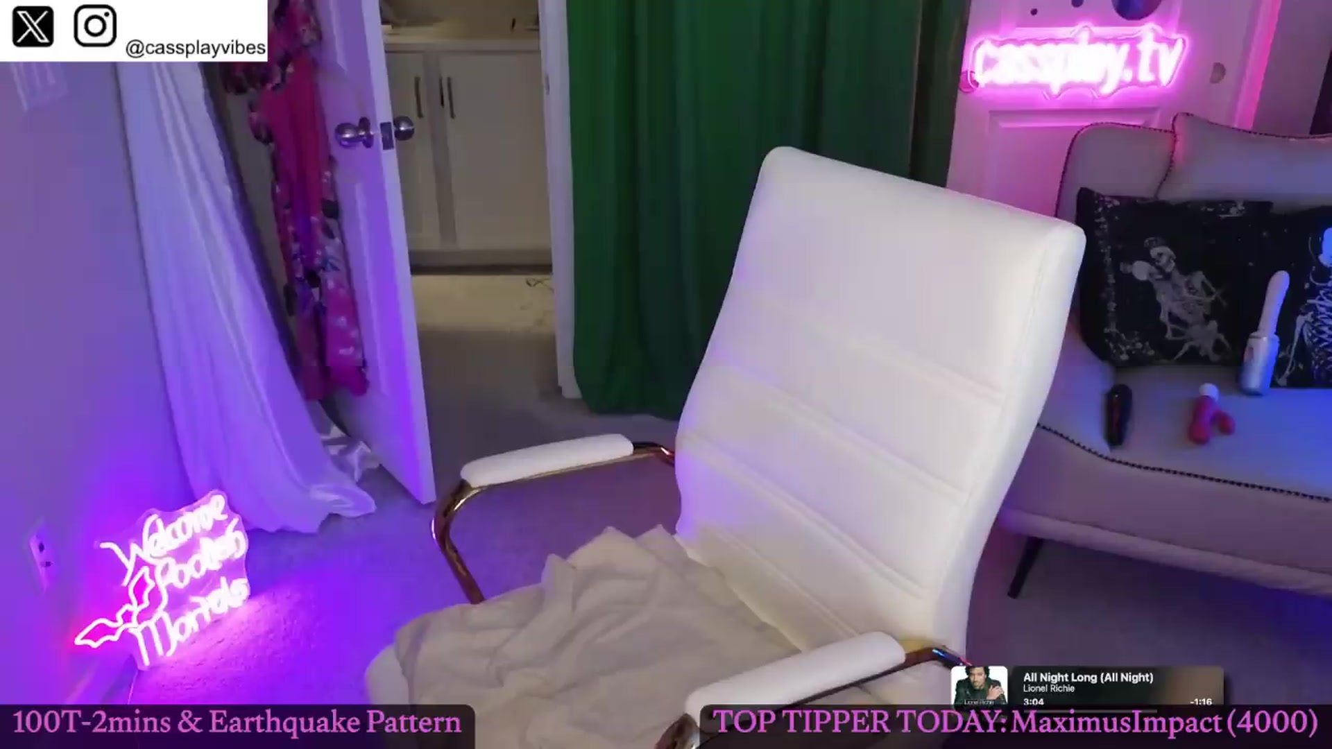 Gallery image thumbnail from Cassplay's myfreecams stream on, 06/14/2026, 21:43 image 1 of 20