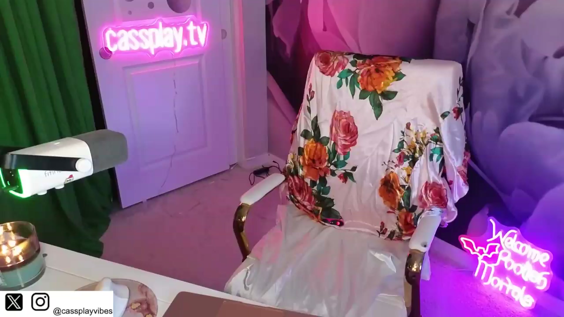 Gallery image thumbnail from Cassplay's myfreecams stream on, 06/28/2026, 17:07 image 5 of 20