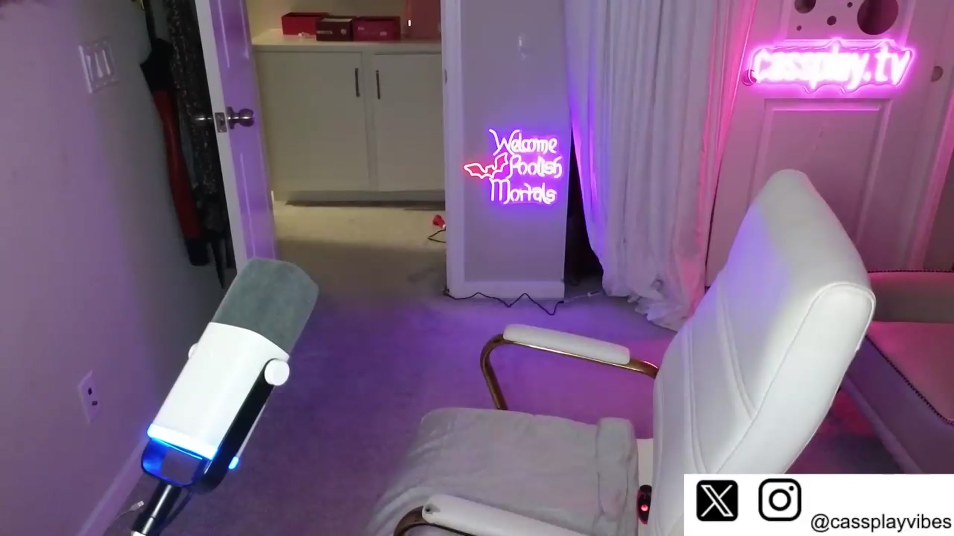Gallery image thumbnail from Cassplay's myfreecams stream on, 07/09/2026, 15:17 image 14 of 20