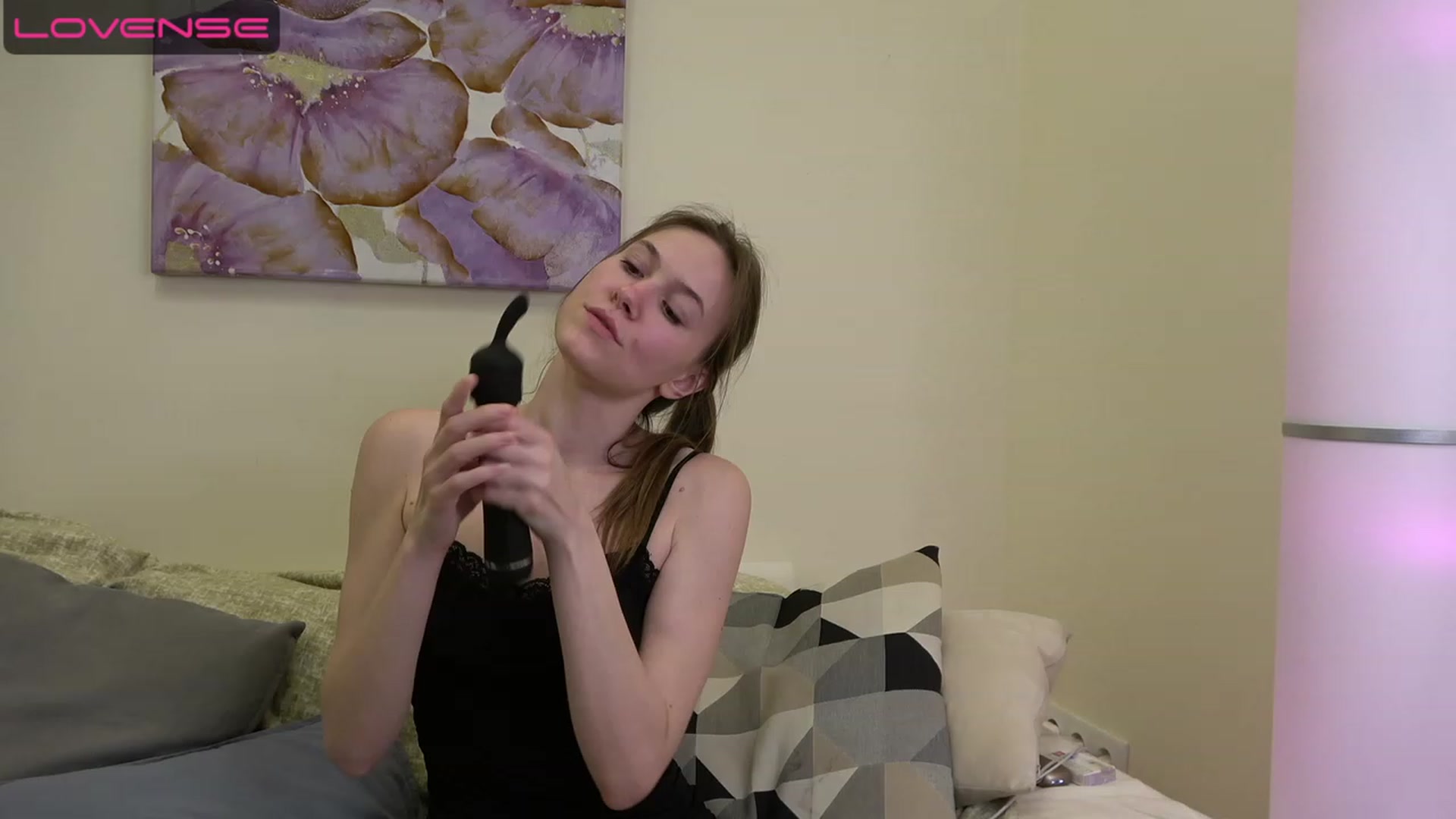 Gallery image thumbnail from CassyLane's myfreecams stream on, 06/19/2023, 22:31 image 2 of 20