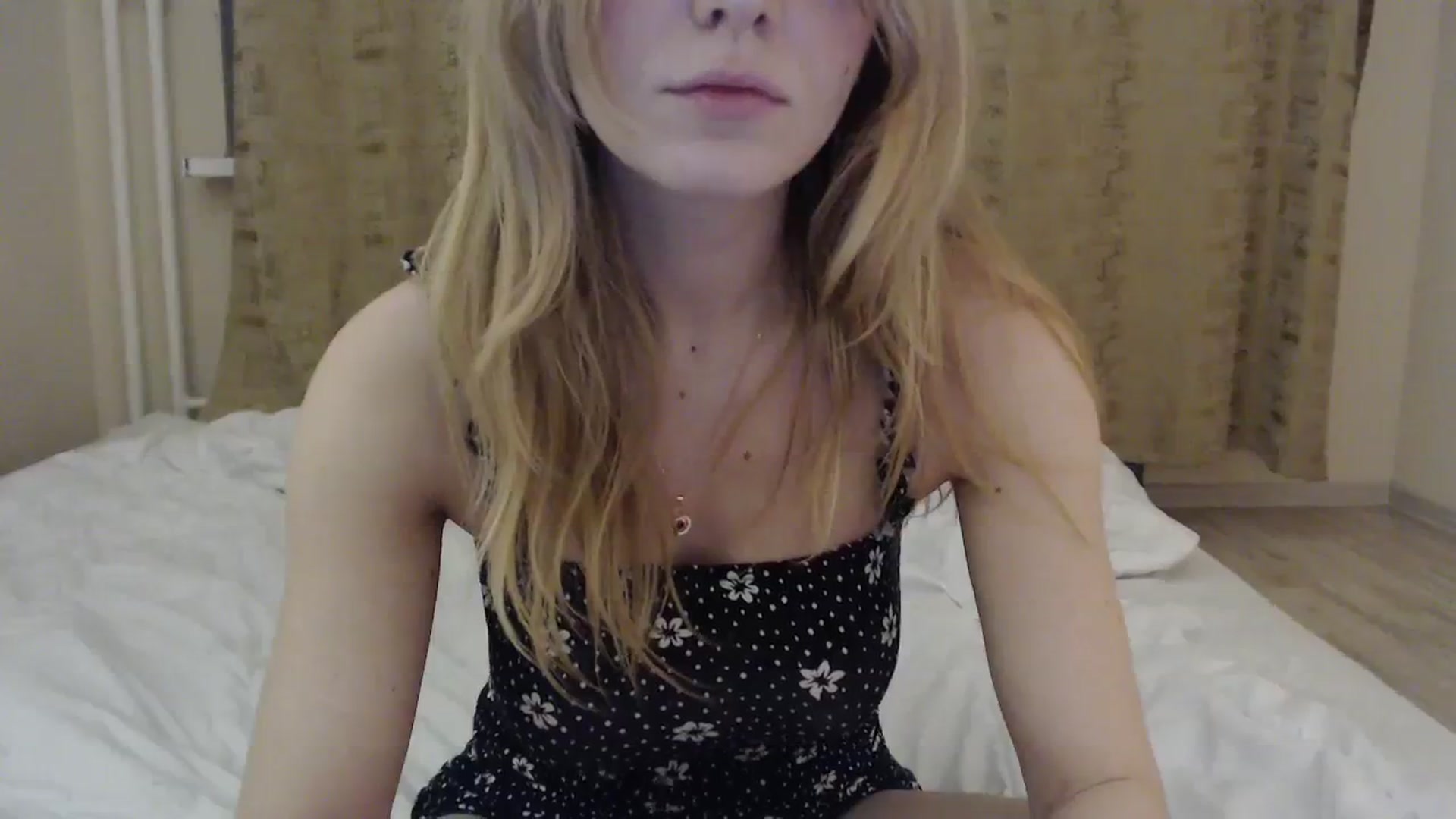 Gallery image thumbnail from CatInMilkland's myfreecams stream on, 03/17/2024, 19:19 image 16 of 20
