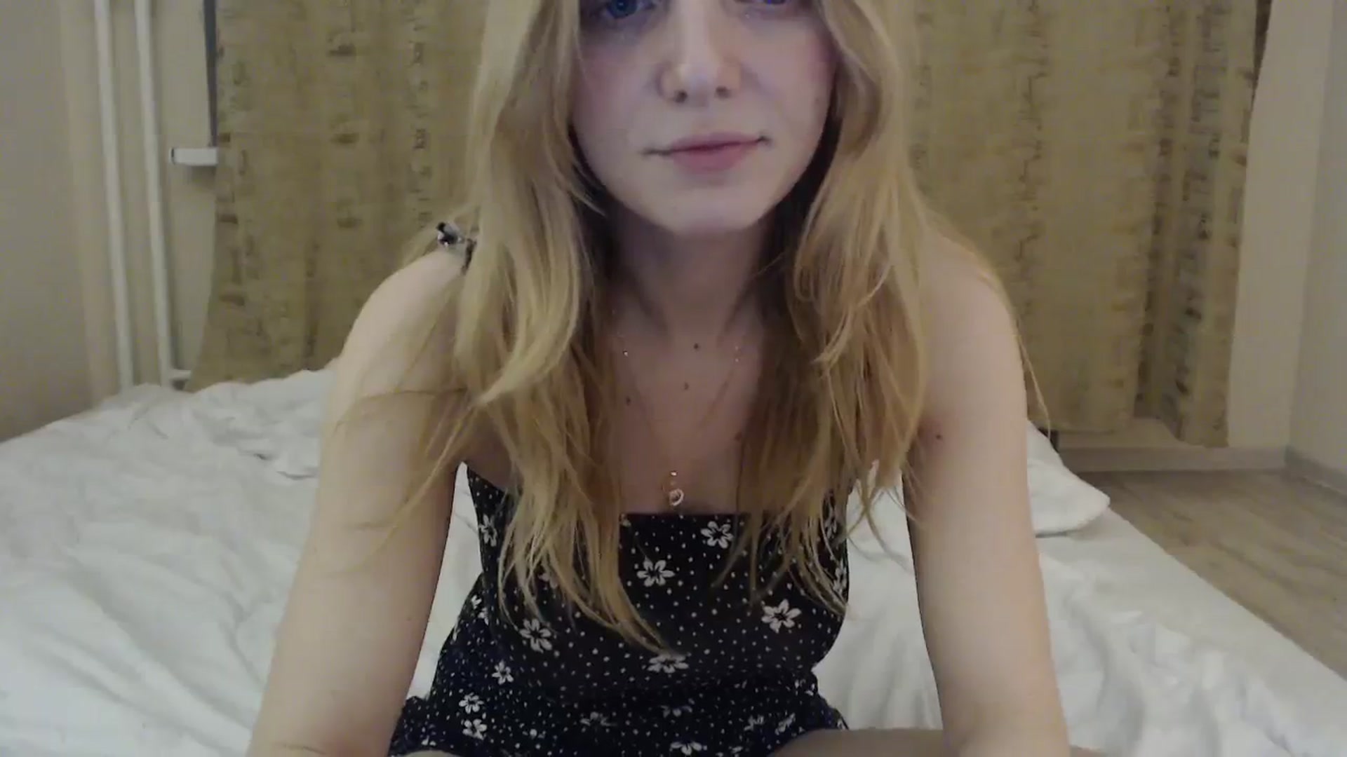 Gallery image thumbnail from CatInMilkland's myfreecams stream on, 03/17/2024, 19:19 image 2 of 20