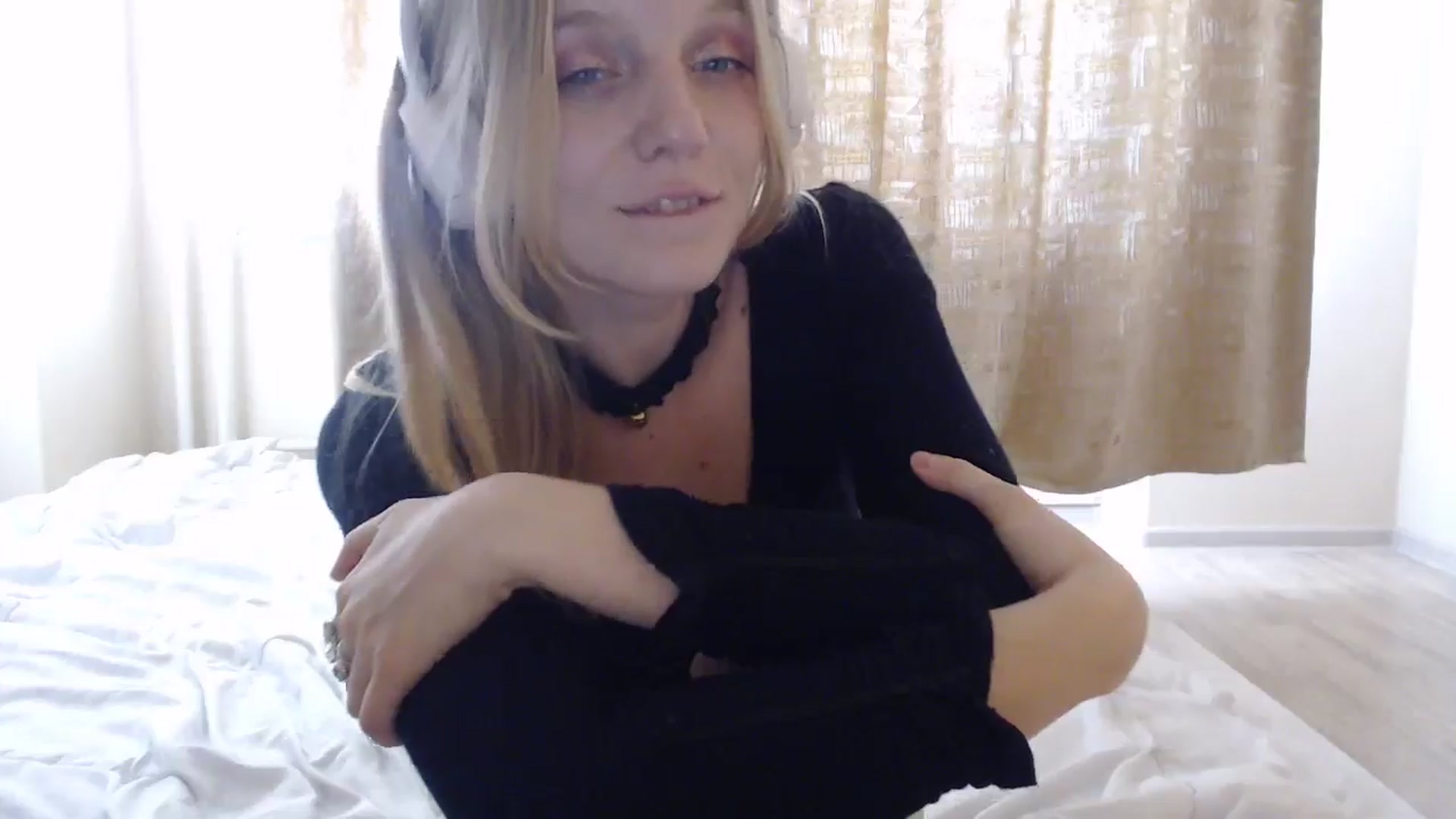 Gallery image thumbnail from CatInMilkland's myfreecams stream on, 07/09/2024, 16:59 image 12 of 20