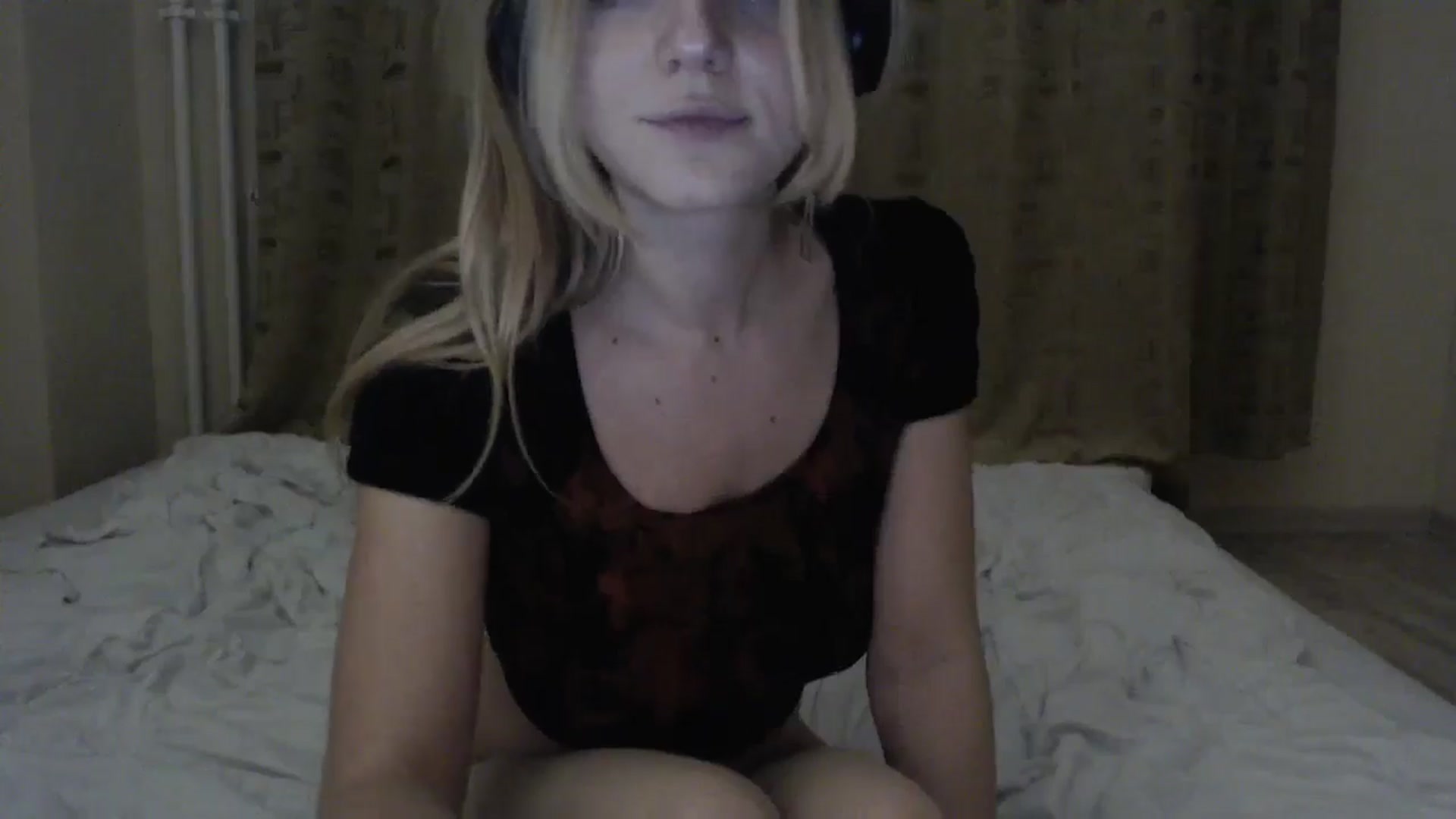 Gallery image thumbnail from CatInMilkland's myfreecams stream on, 07/24/2024, 20:31 image 9 of 20