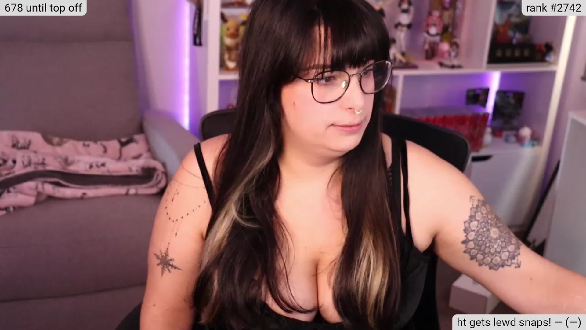 Gallery image thumbnail from Cat__'s myfreecams stream on, 11/18/2023, 09:18 image 1 of 20