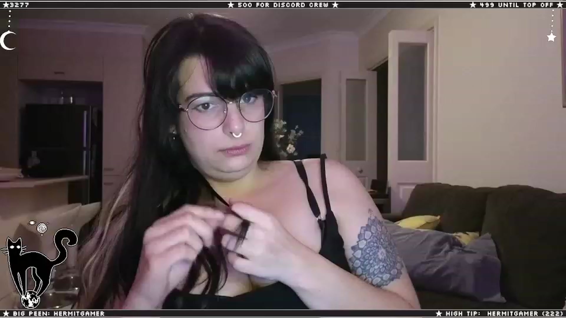 Gallery image thumbnail from Cat__'s myfreecams stream on, 02/03/2024, 12:14 image 11 of 20
