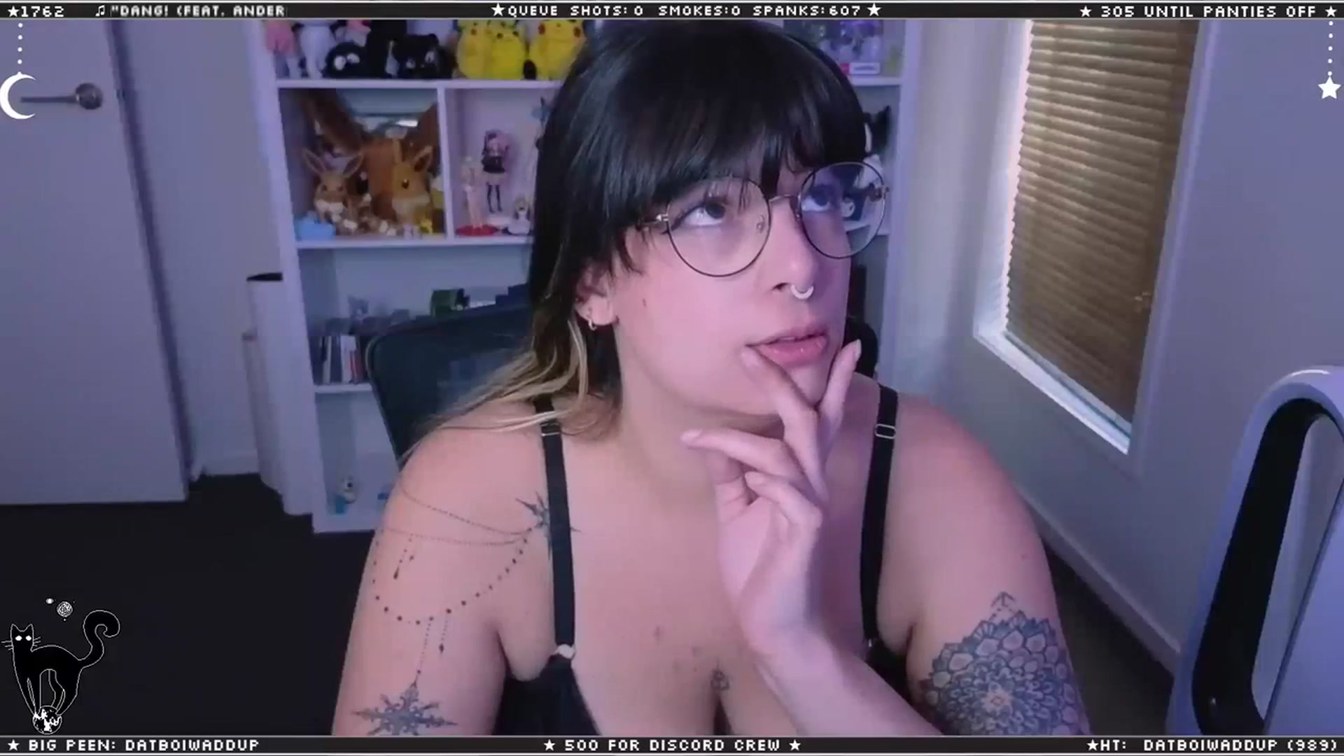 Gallery image thumbnail from Cat__'s myfreecams stream on, 03/24/2024, 07:44 image 18 of 20