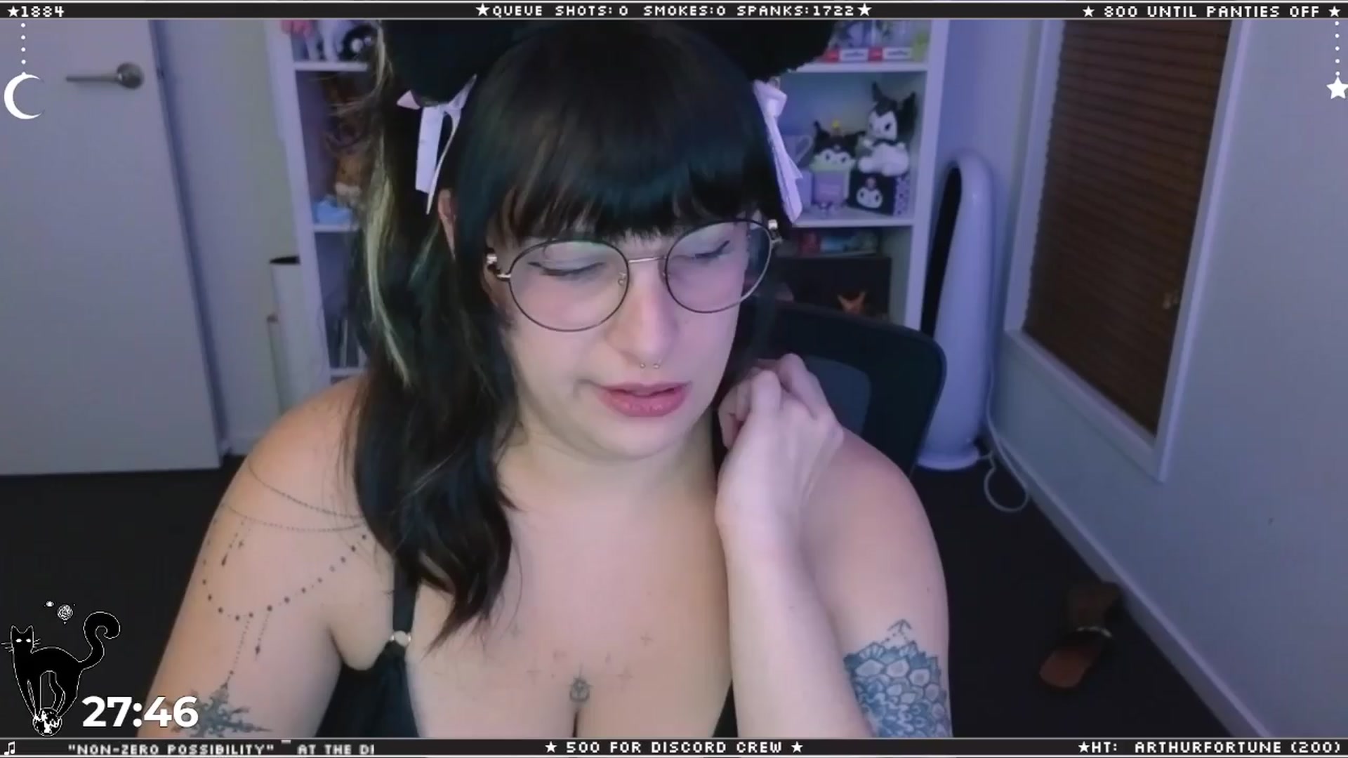 Gallery image thumbnail from Cat__'s myfreecams stream on, 04/14/2024, 09:50 image 15 of 20