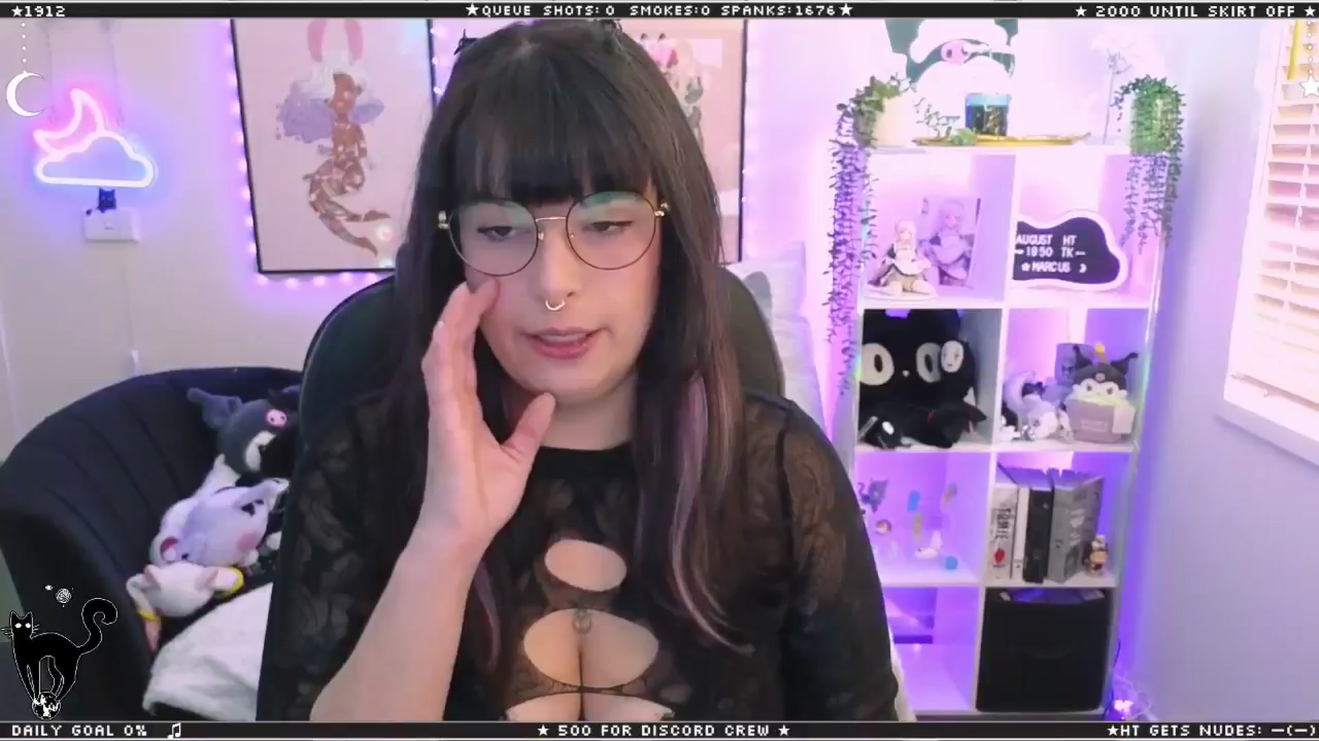 Gallery image thumbnail from Cat__'s myfreecams stream on, 09/12/2024, 05:19 image 2 of 20