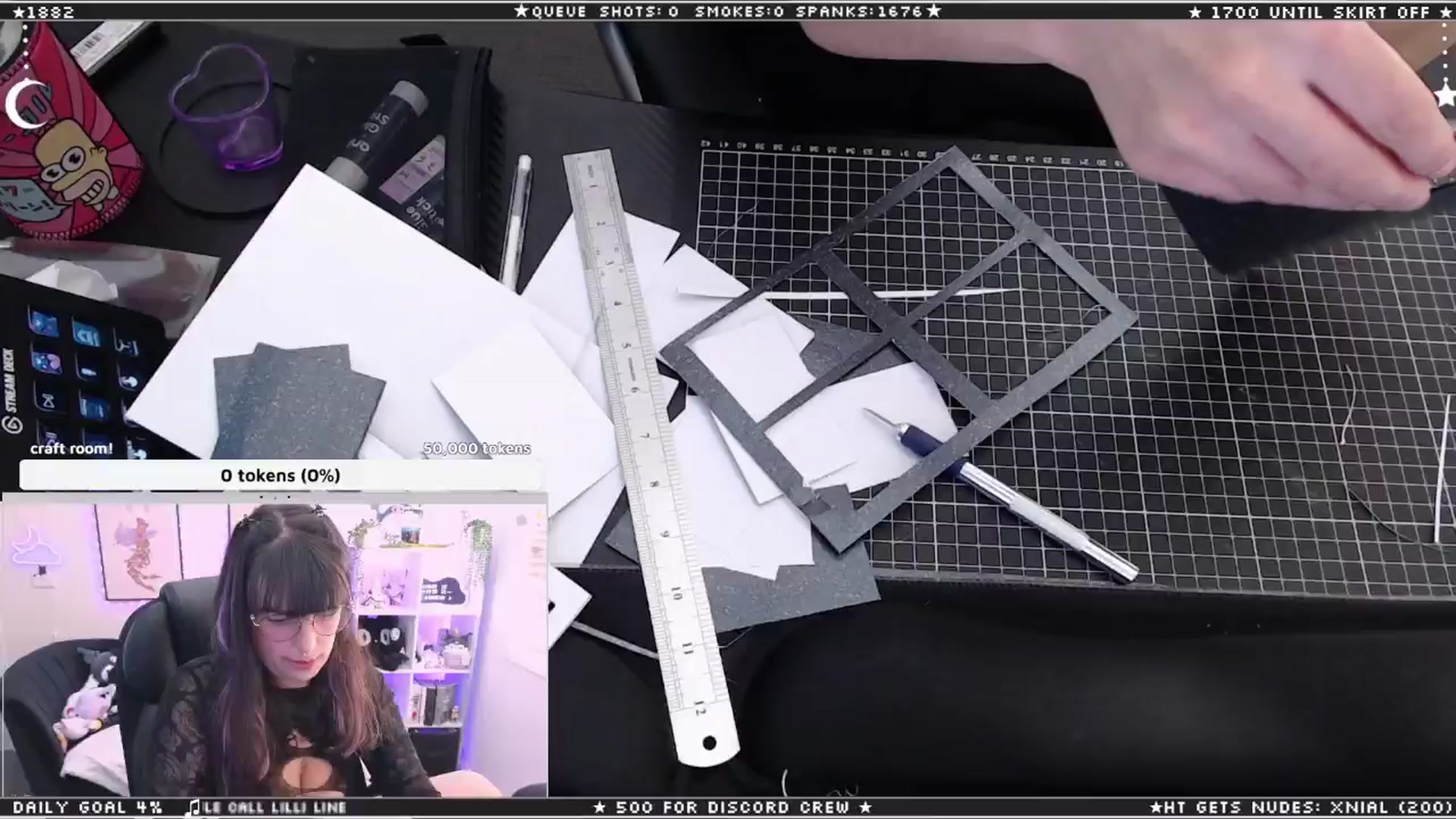 Gallery image thumbnail from Cat__'s myfreecams stream on, 09/12/2024, 05:19 image 7 of 20