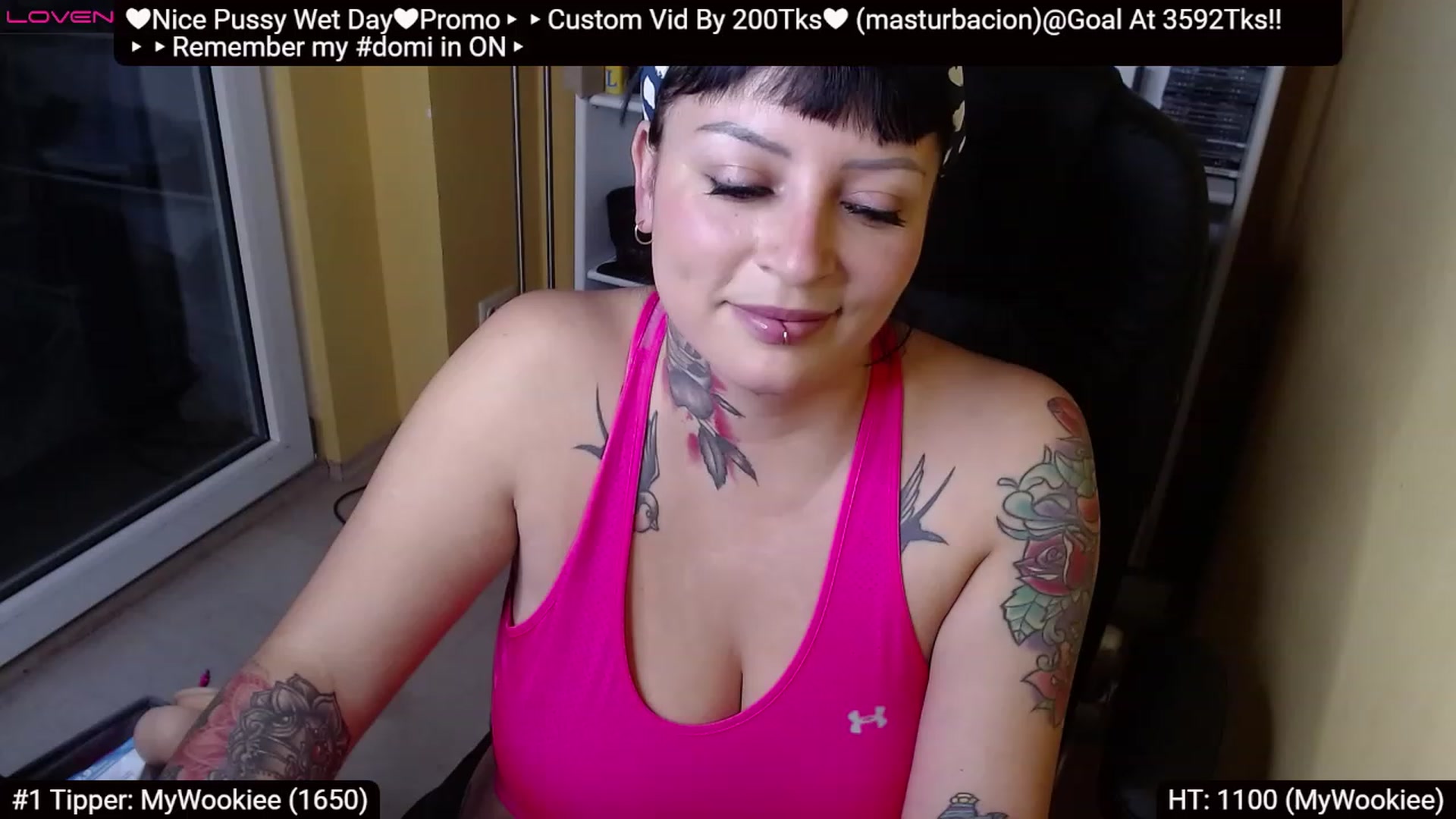 Gallery image thumbnail from Catabrown's myfreecams stream on, 11/25/2022, 19:51 image 19 of 20