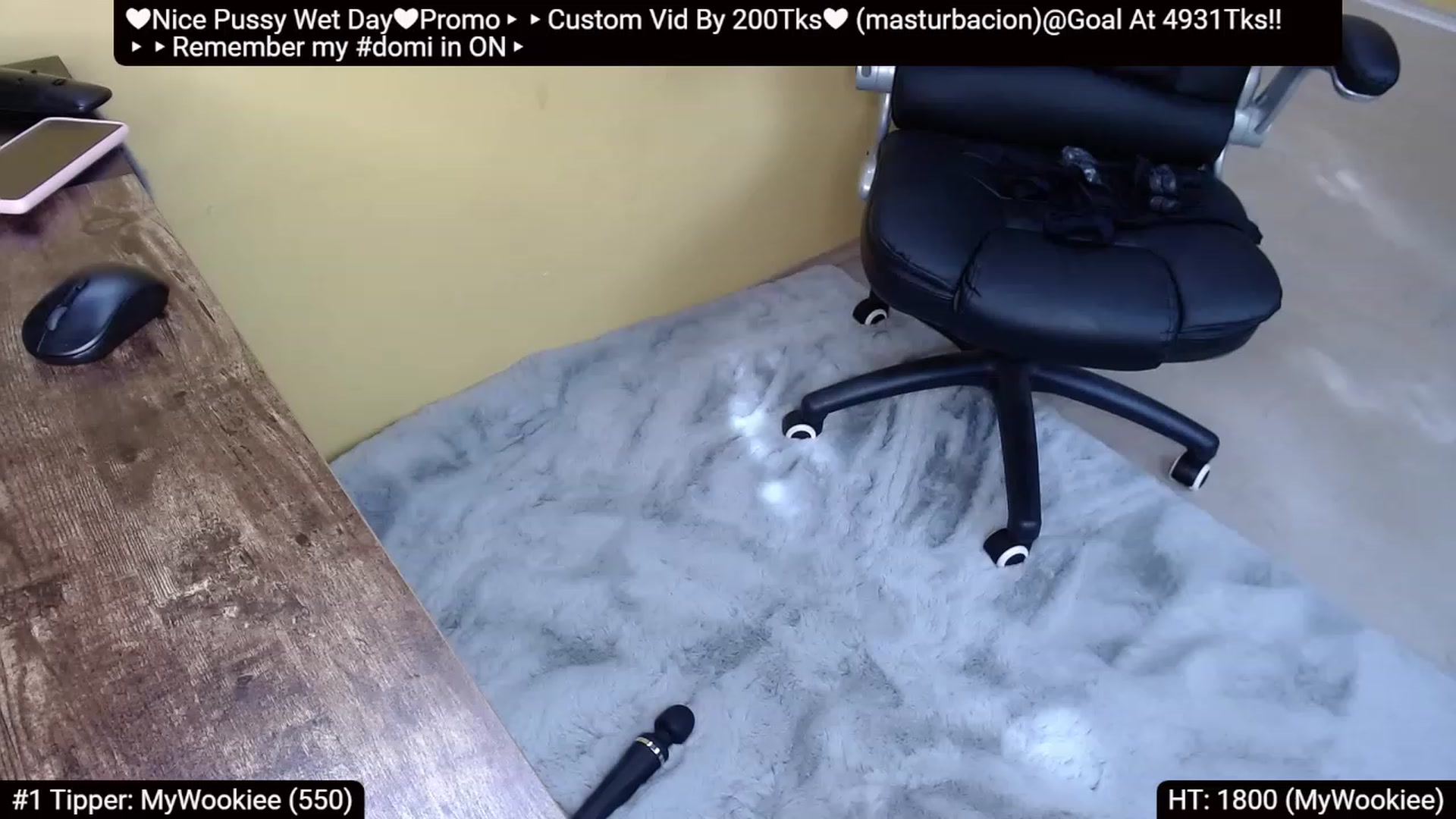 Gallery image thumbnail from Catabrown's myfreecams stream on, 05/21/2023, 09:09 image 5 of 20