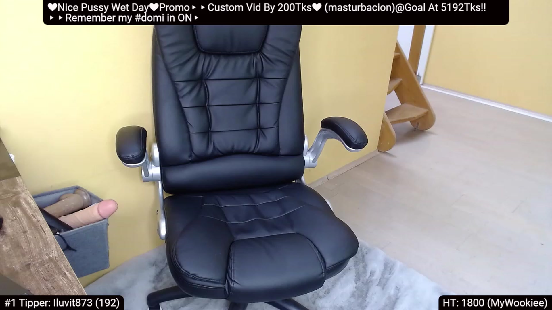 Gallery image thumbnail from Catabrown's myfreecams stream on, 05/27/2023, 16:35 image 17 of 20