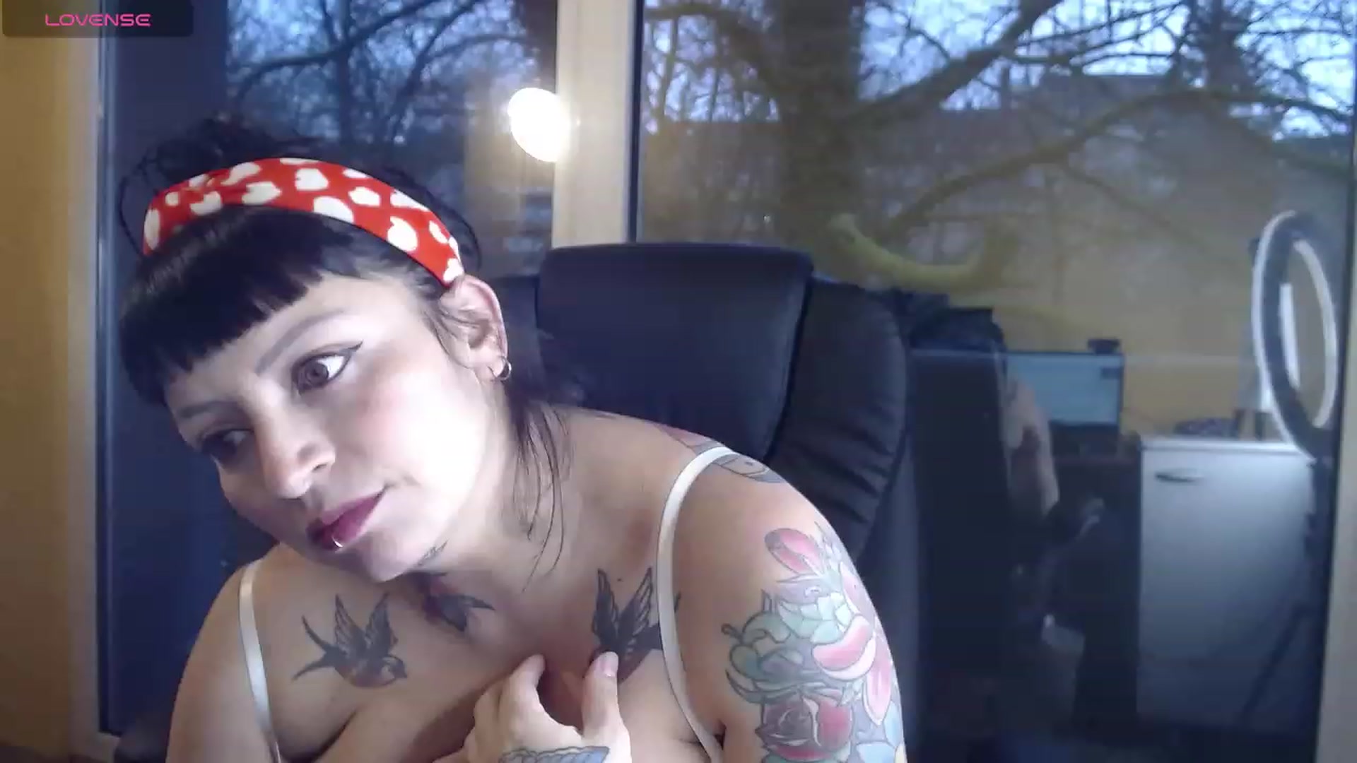 Gallery image thumbnail from Catabrown's myfreecams stream on, 03/13/2024, 16:50 image 13 of 20