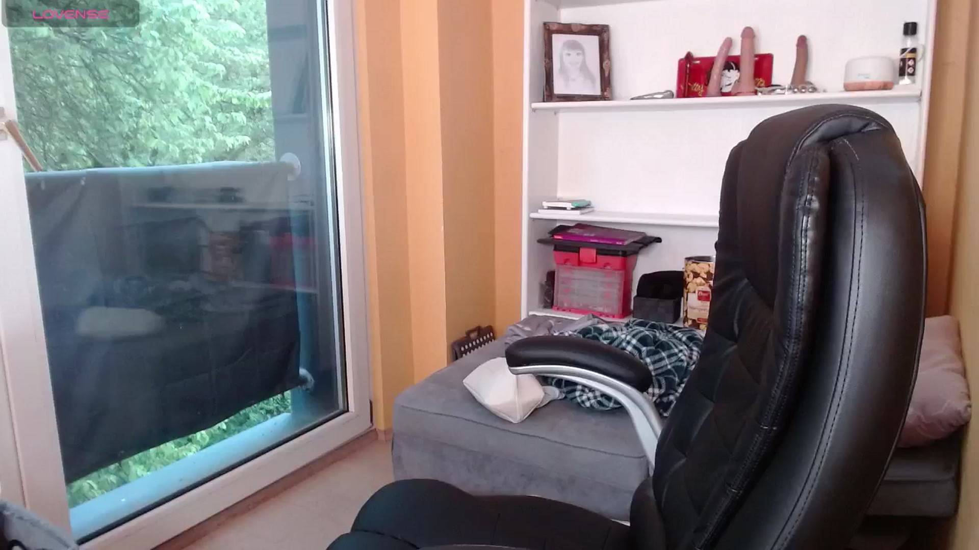 Gallery image thumbnail from Catabrown's myfreecams stream on, 05/03/2024, 16:45 image 19 of 20