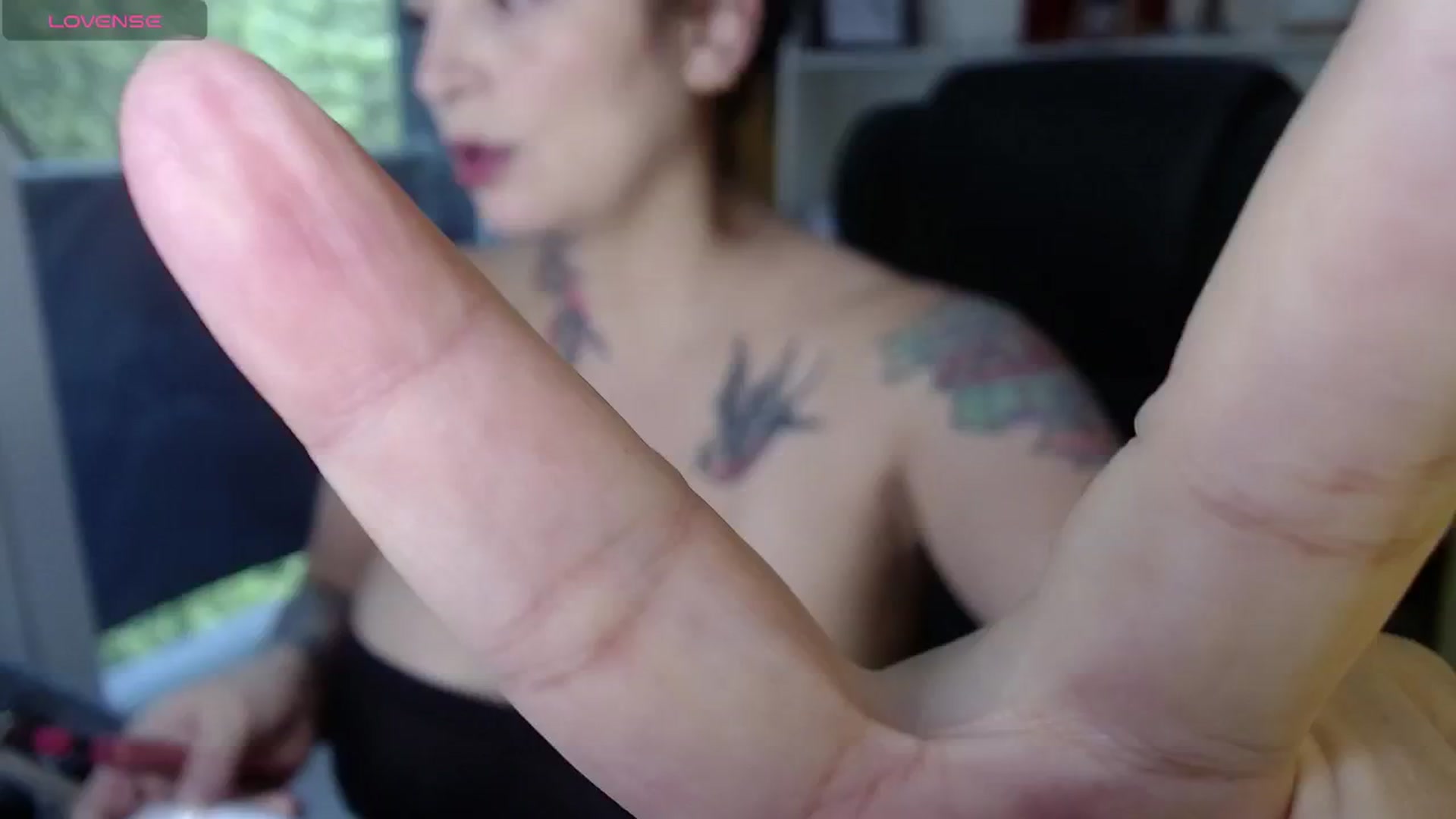 Gallery image thumbnail from Catabrown's myfreecams stream on, 05/03/2024, 16:45 image 1 of 20