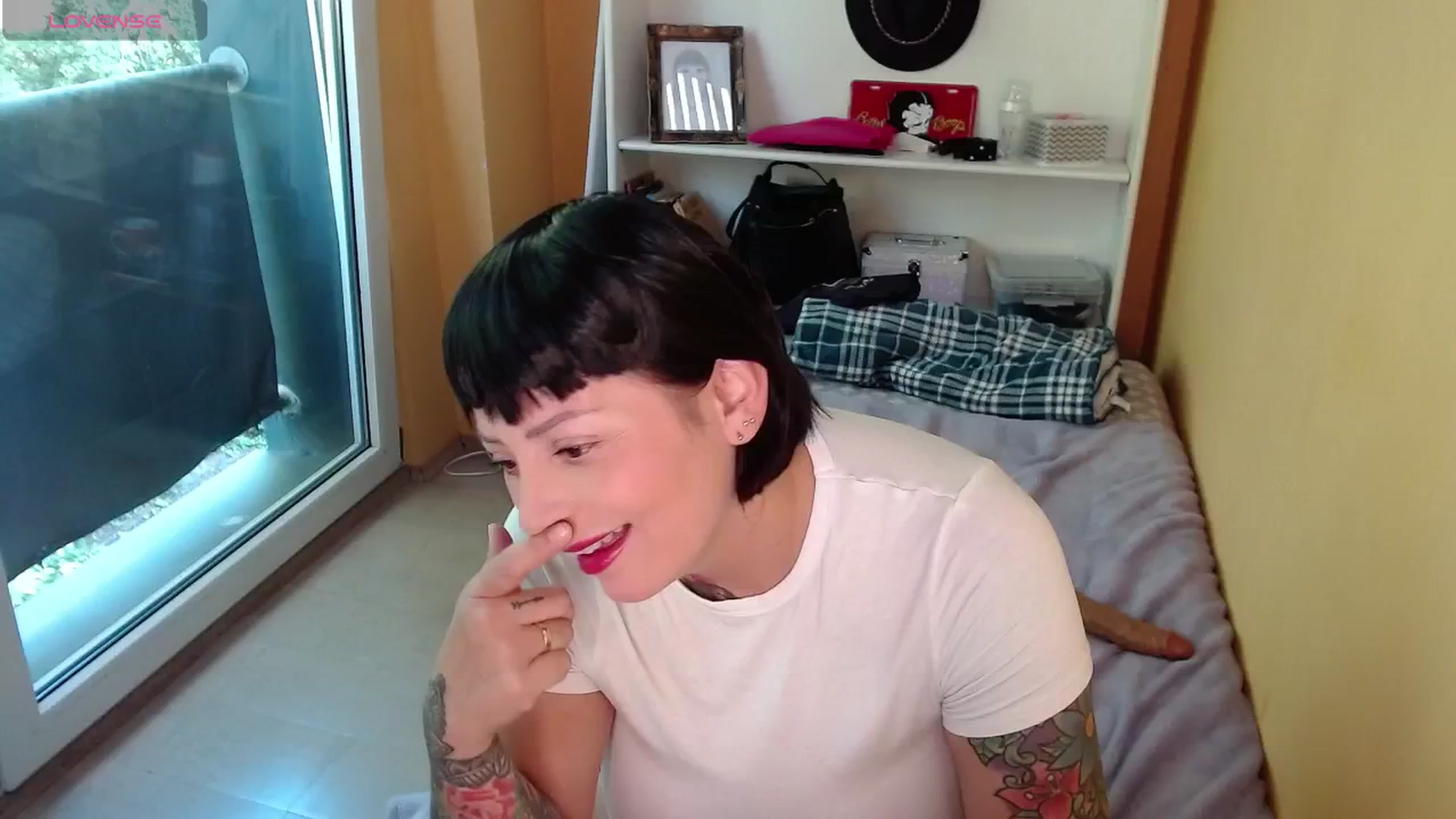 Gallery image thumbnail from Catabrown's myfreecams stream on, 07/28/2024, 16:53 image 13 of 20