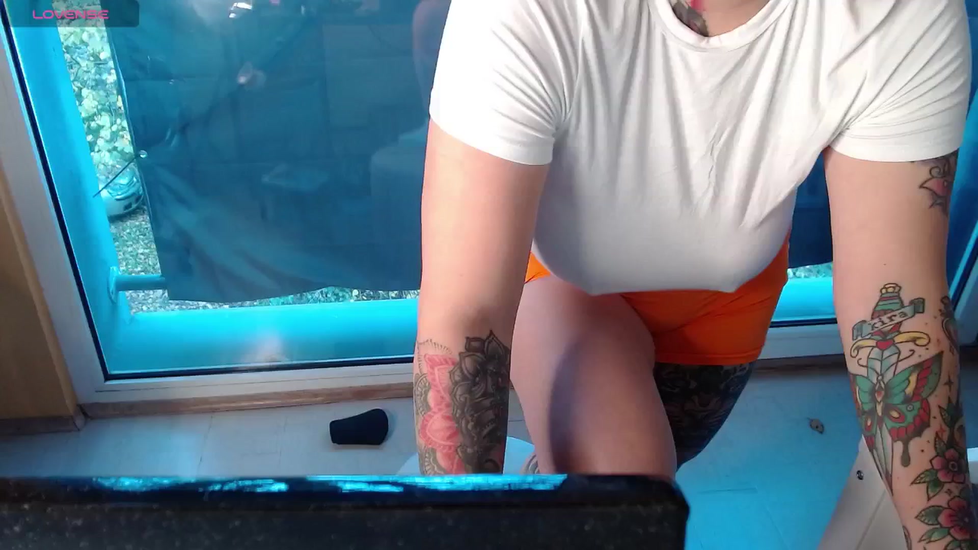 Gallery image thumbnail from Catabrown's myfreecams stream on, 11/03/2024, 14:27 image 19 of 20
