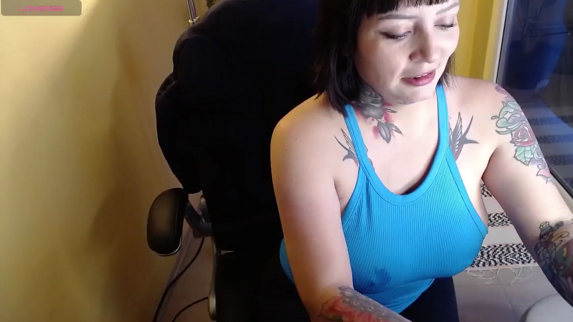 Gallery image thumbnail from Catabrown's myfreecams stream on, 11/24/2024, 16:11 image 6 of 20