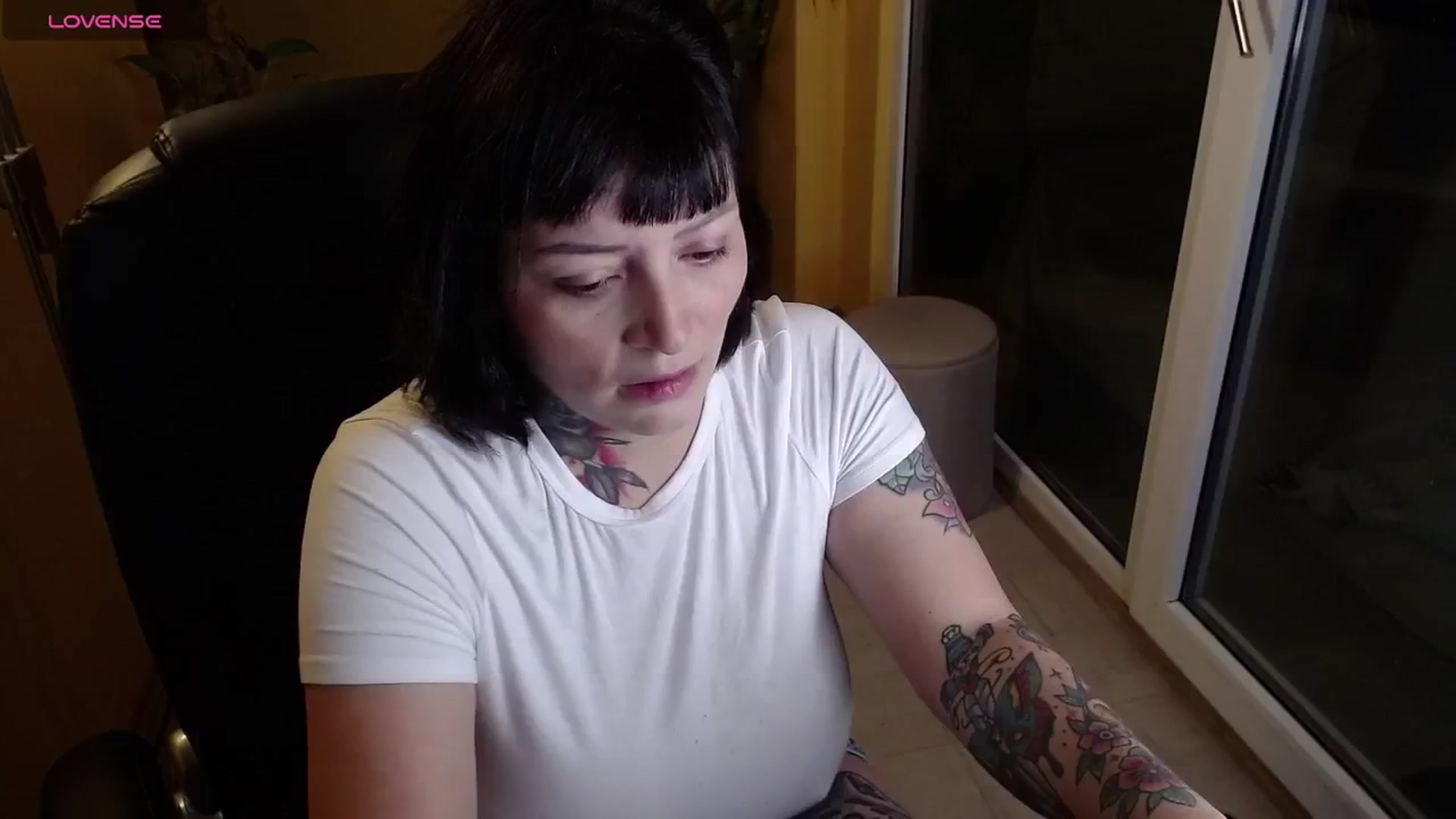 Gallery image thumbnail from Catabrown's myfreecams stream on, 11/27/2024, 15:58 image 19 of 20