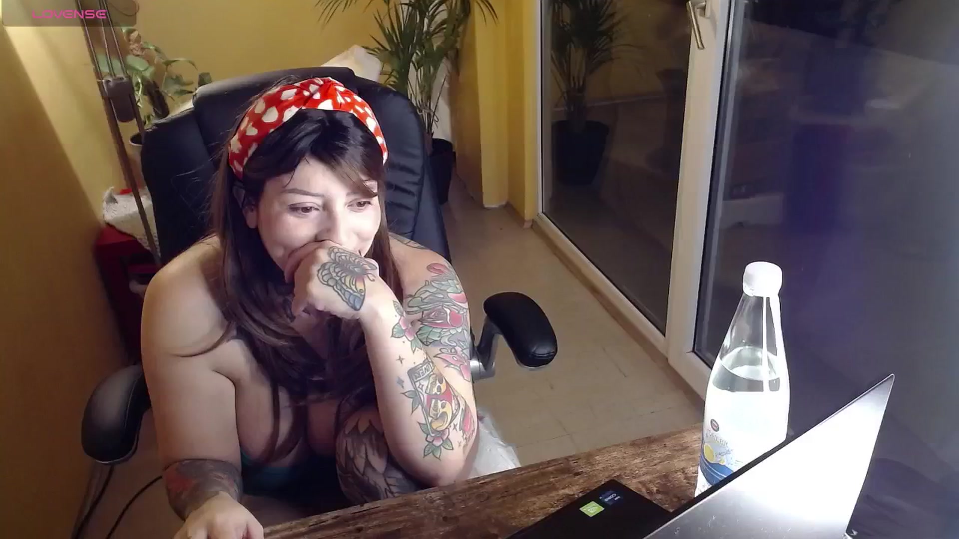 Gallery image thumbnail from Catabrown's myfreecams stream on, 12/07/2024, 17:18 image 4 of 20