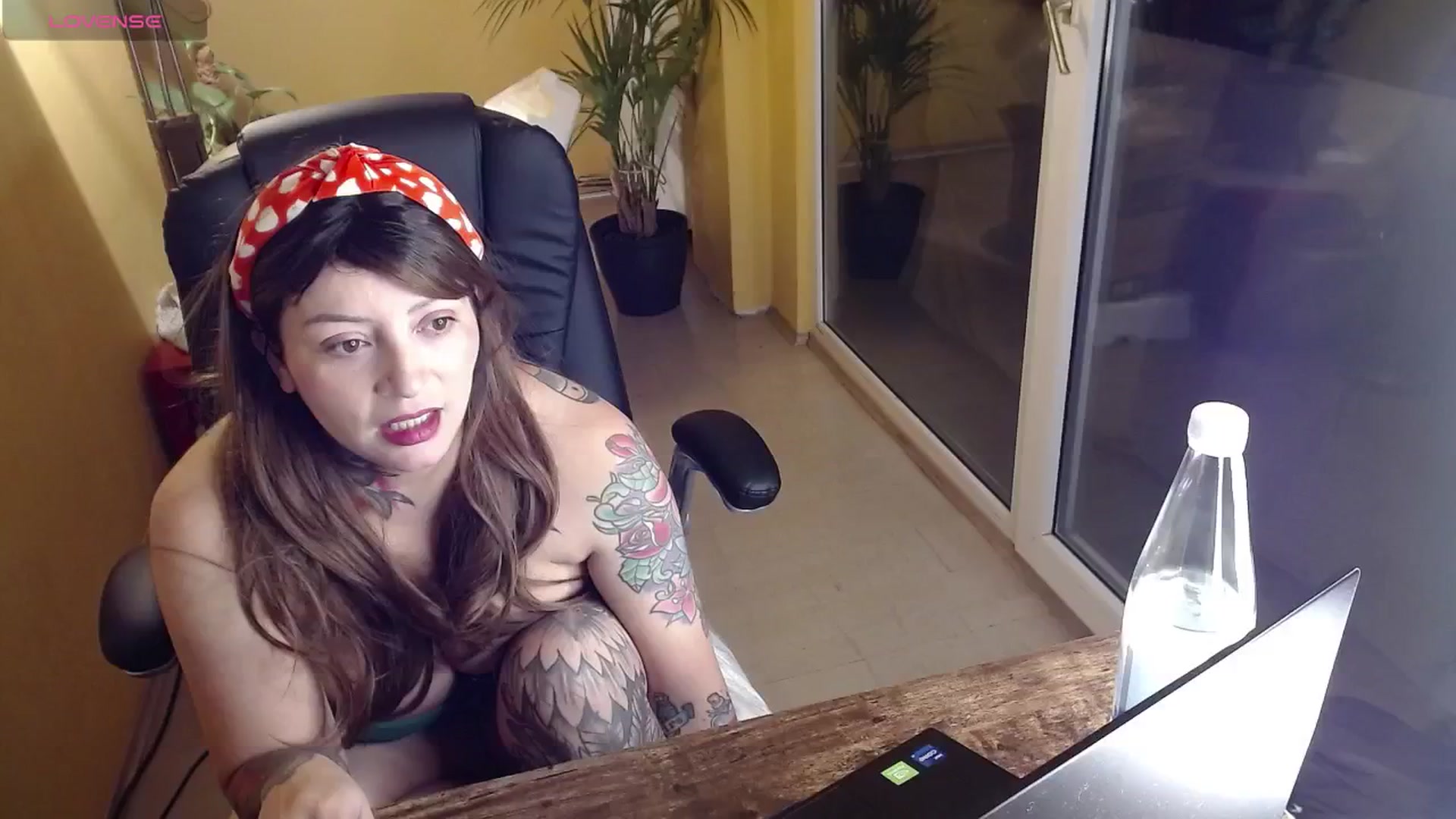 Gallery image thumbnail from Catabrown's myfreecams stream on, 12/07/2024, 17:18 image 8 of 20