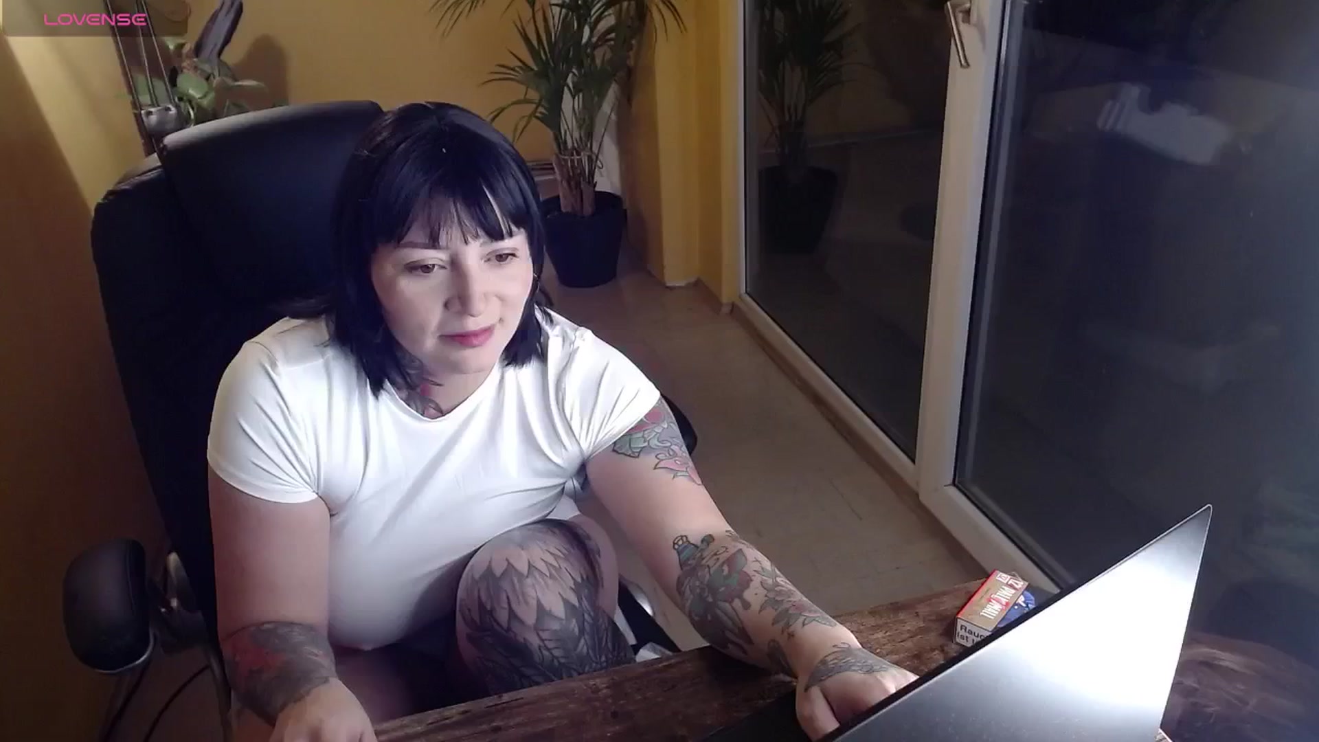 Gallery image thumbnail from Catabrown's myfreecams stream on, 12/11/2024, 16:52 image 1 of 20