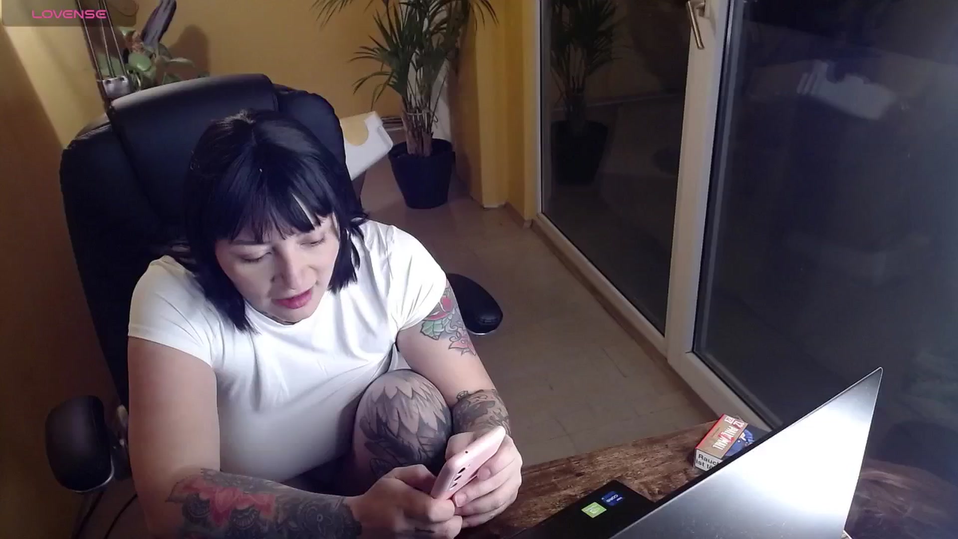 Gallery image thumbnail from Catabrown's myfreecams stream on, 12/11/2024, 16:52 image 3 of 20