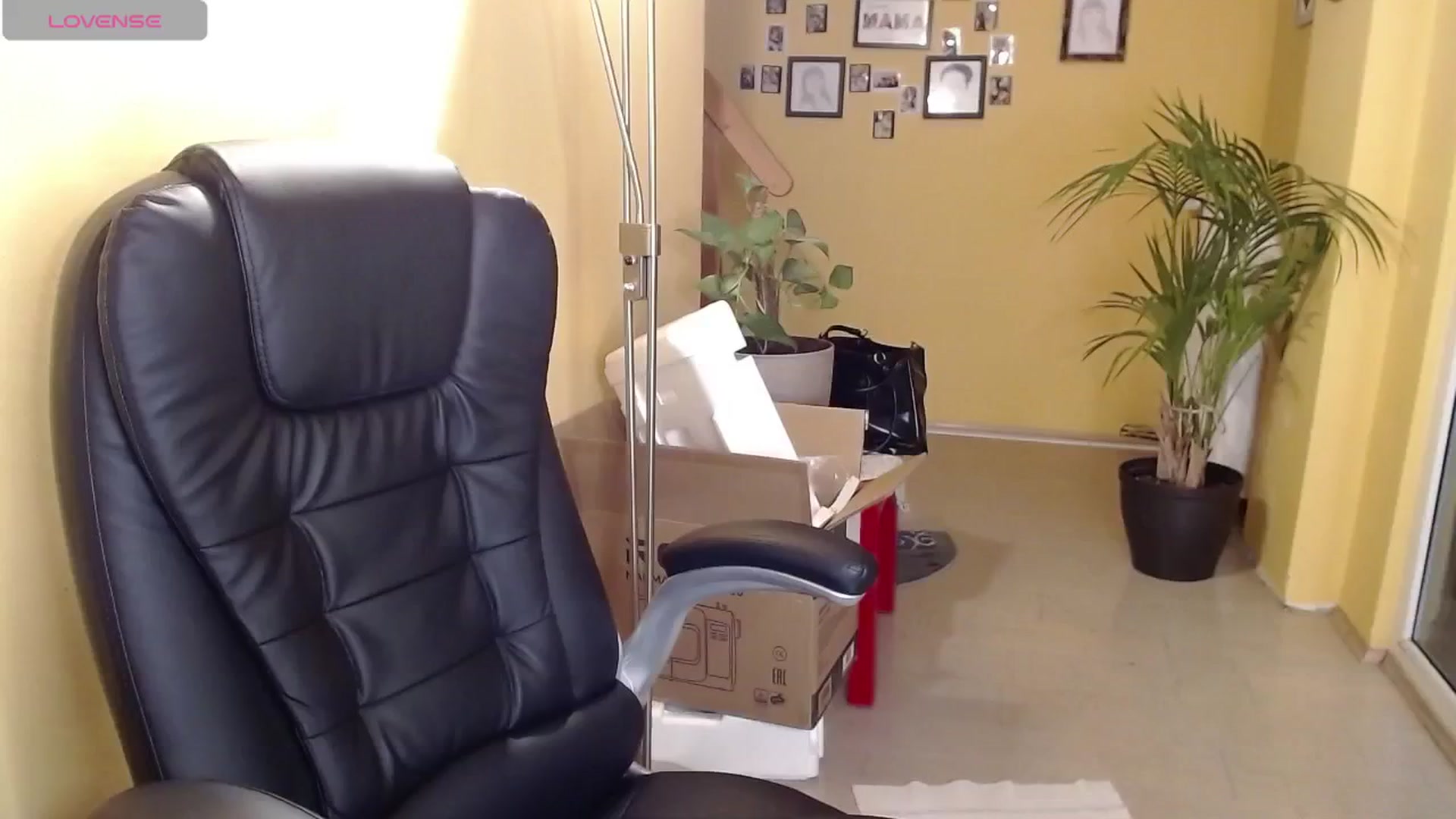 Gallery image thumbnail from Catabrown's myfreecams stream on, 12/20/2024, 17:09 image 4 of 20