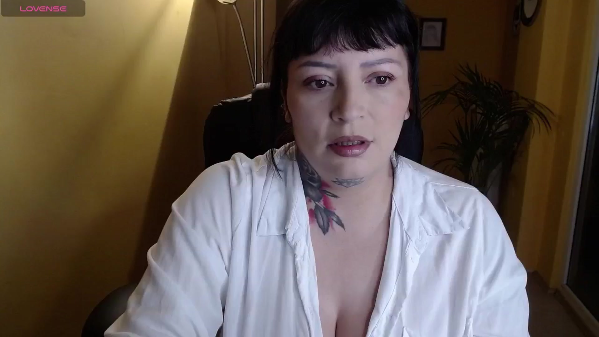 Gallery image thumbnail from Catabrown's myfreecams stream on, 12/27/2024, 16:07 image 4 of 20